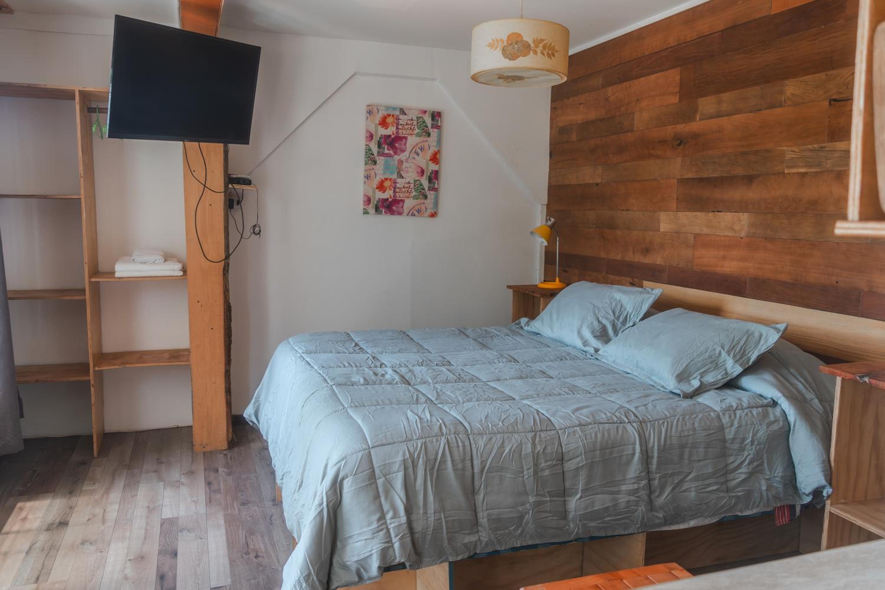 One-Bedroom House photo 1