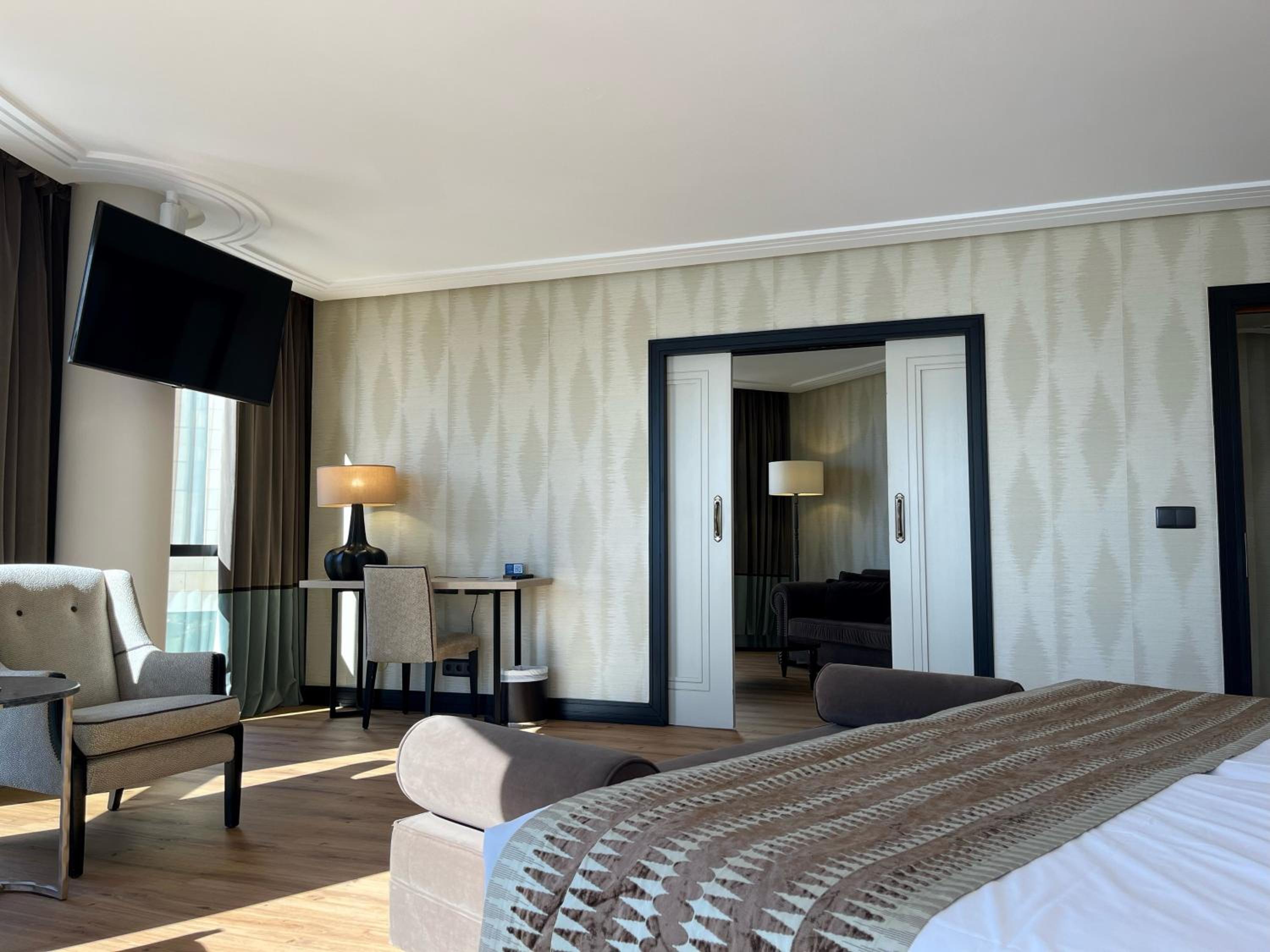 Junior Suite - Photo 63