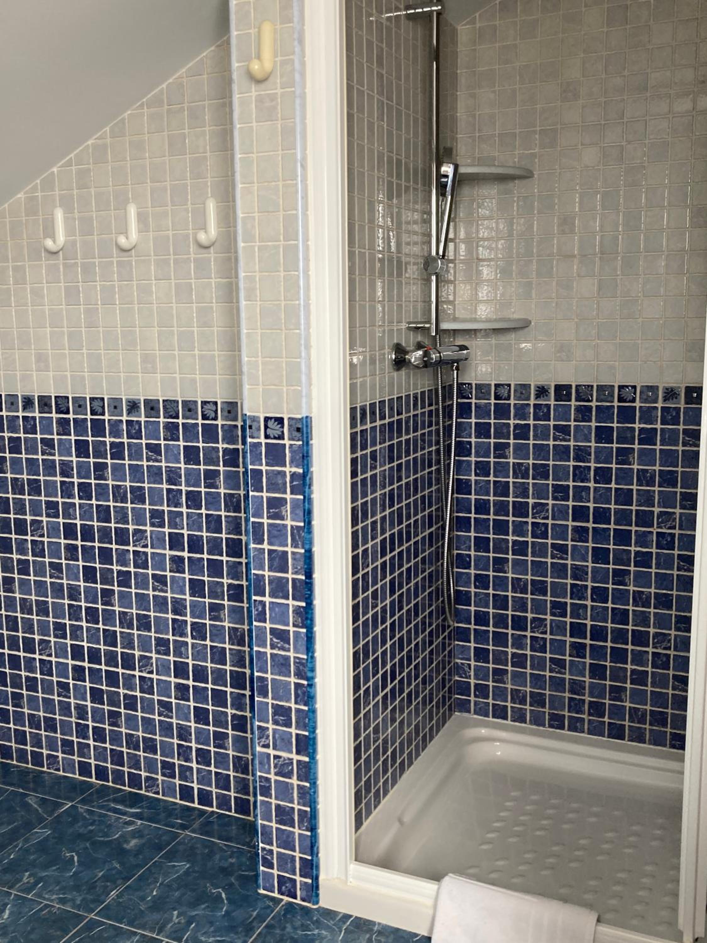 Double Room - Photo 20