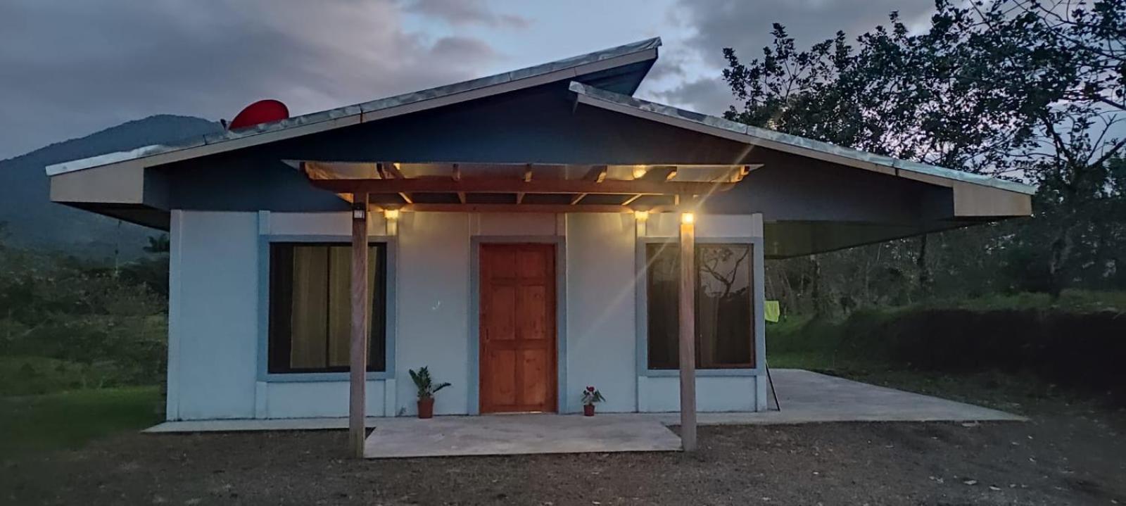 One-Bedroom House photo 2