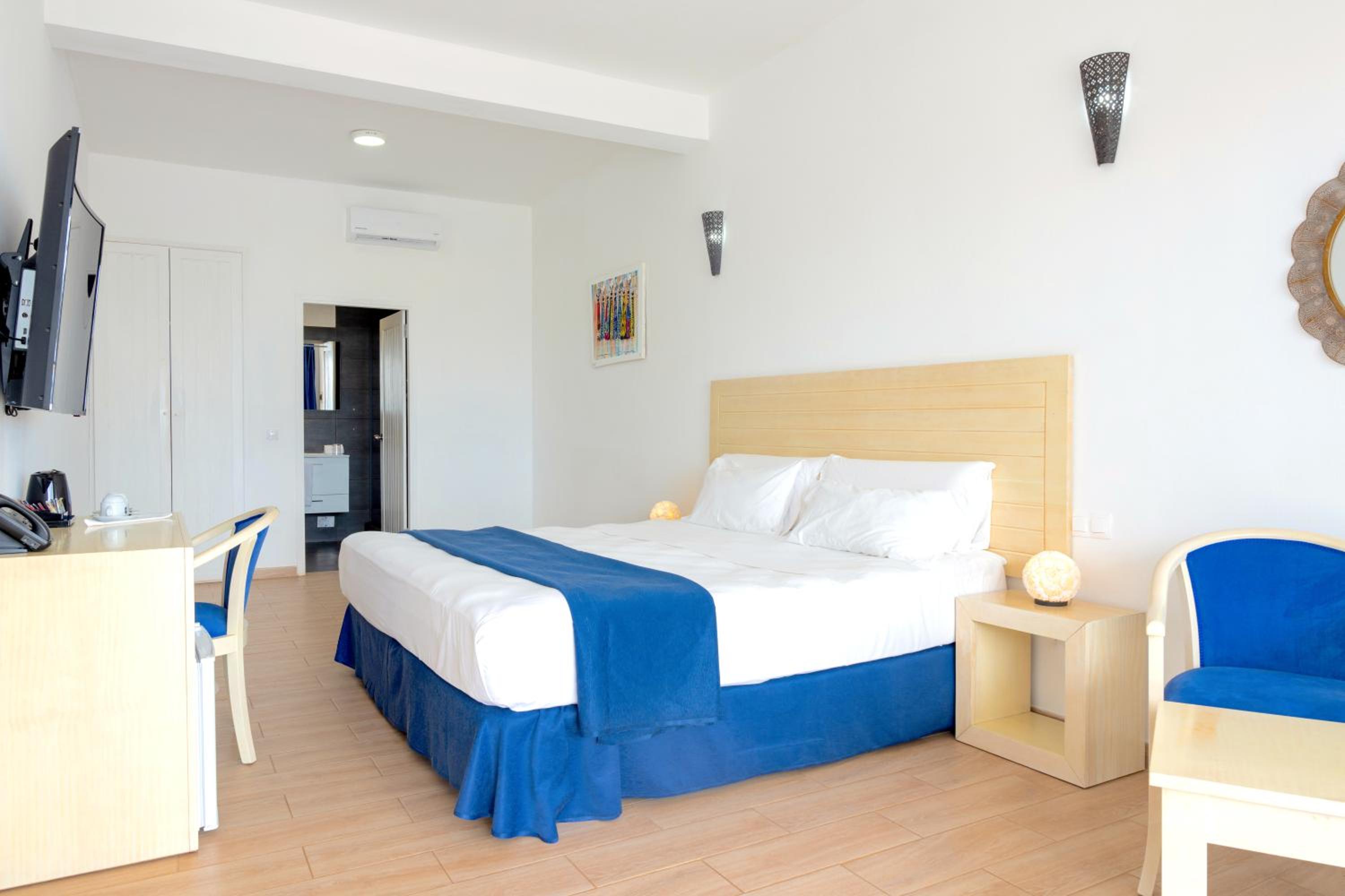 Double Sea View Room with Terrace photo 2