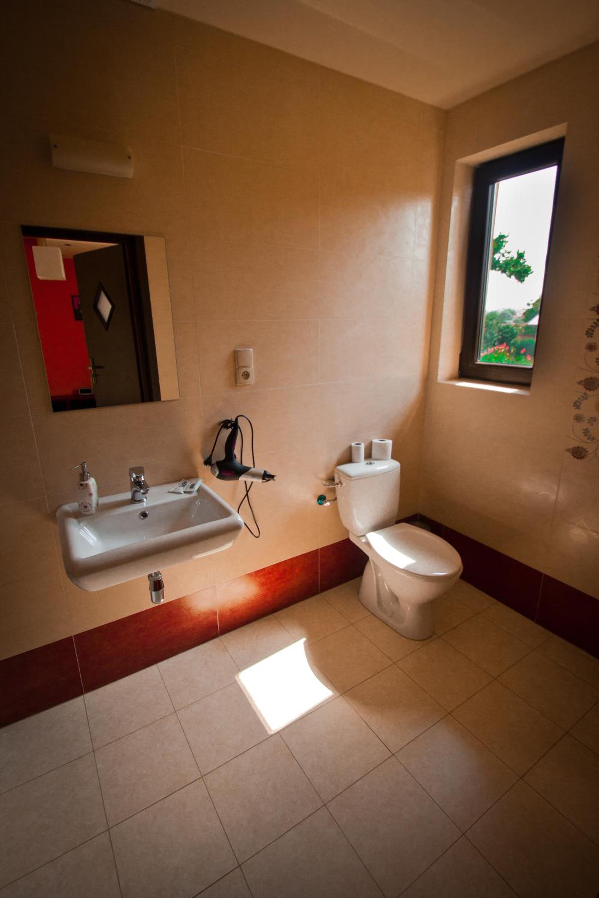Double or Twin Room photo 2