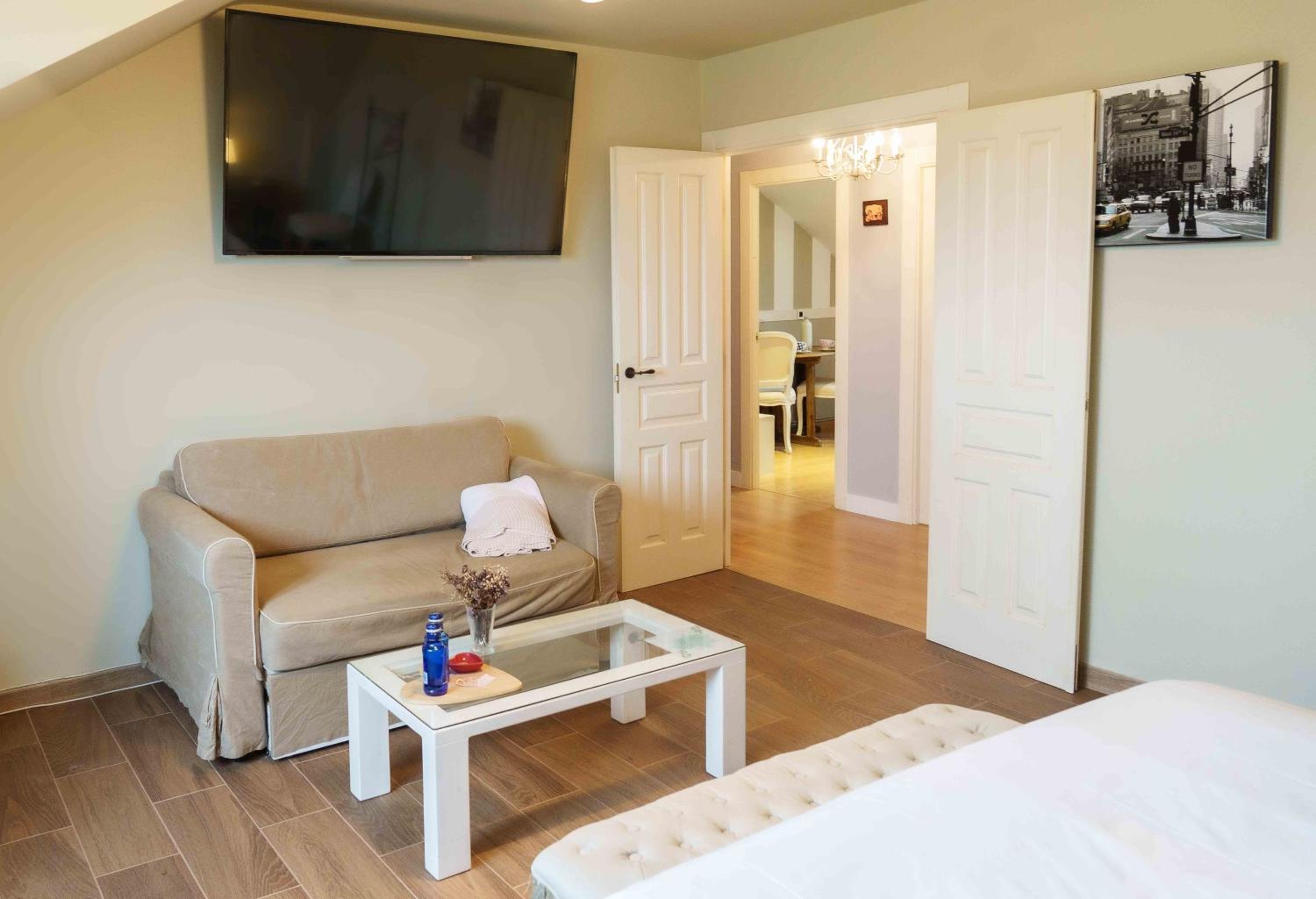 Habitación Triple con Baño Privado