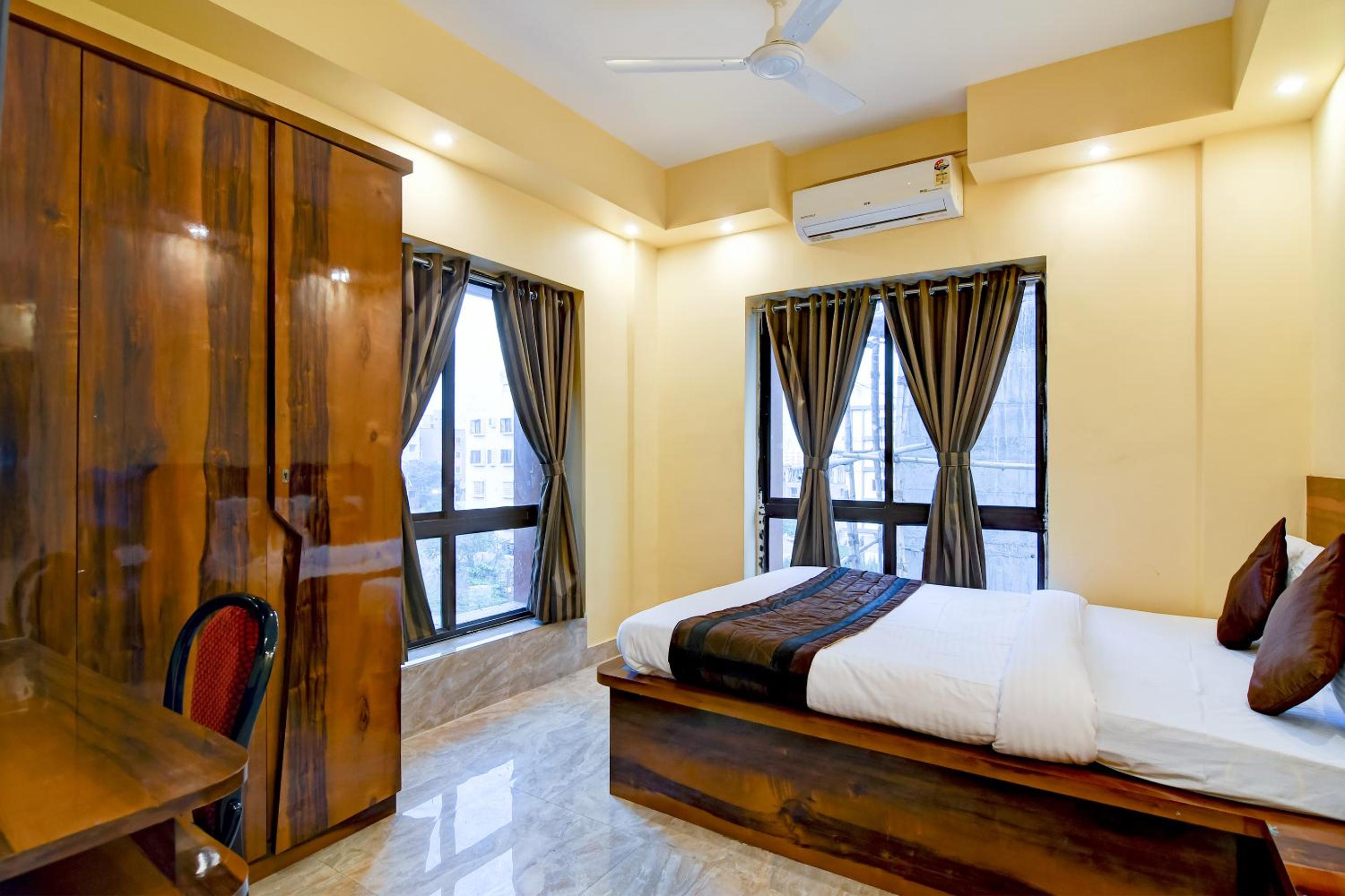 Deluxe Double Room with Bath
