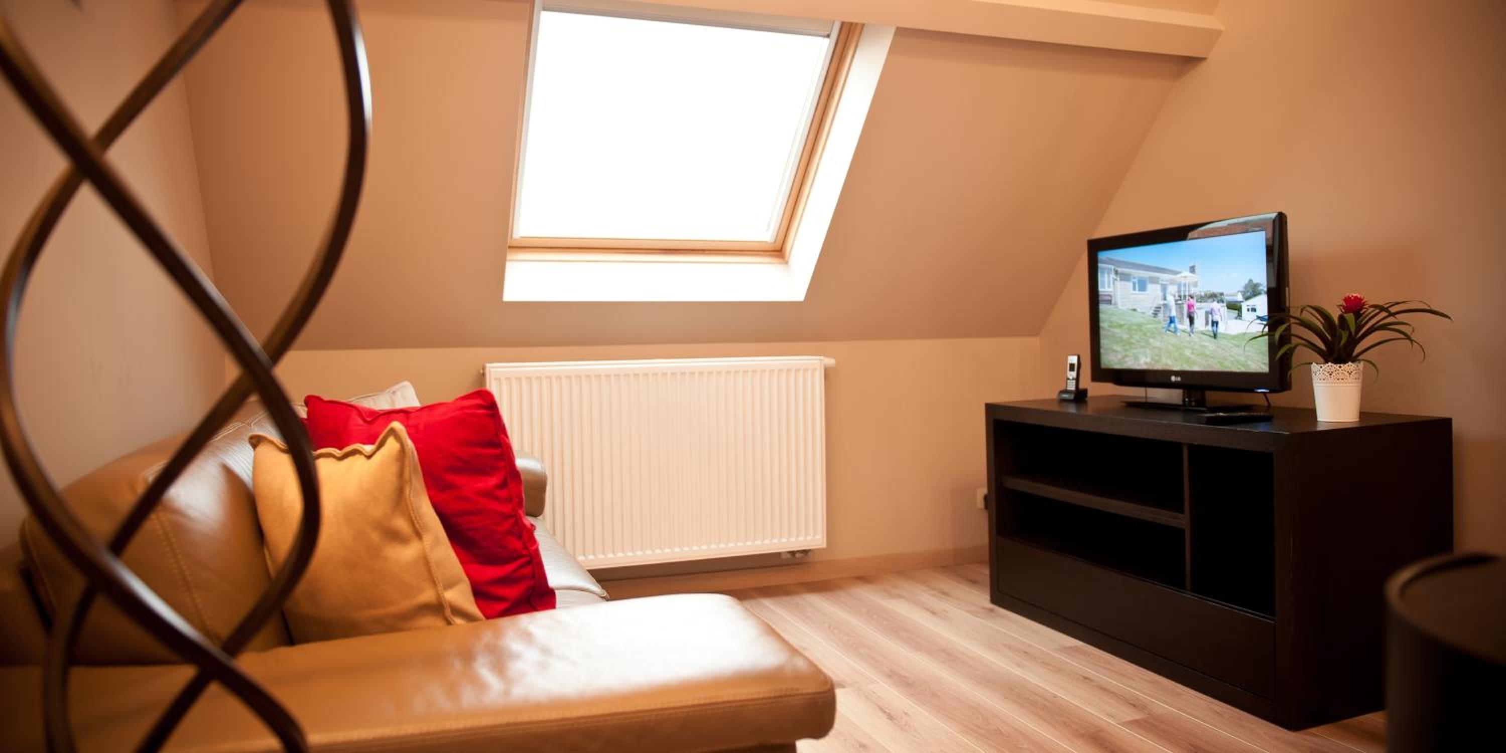 Suite - Photo 7