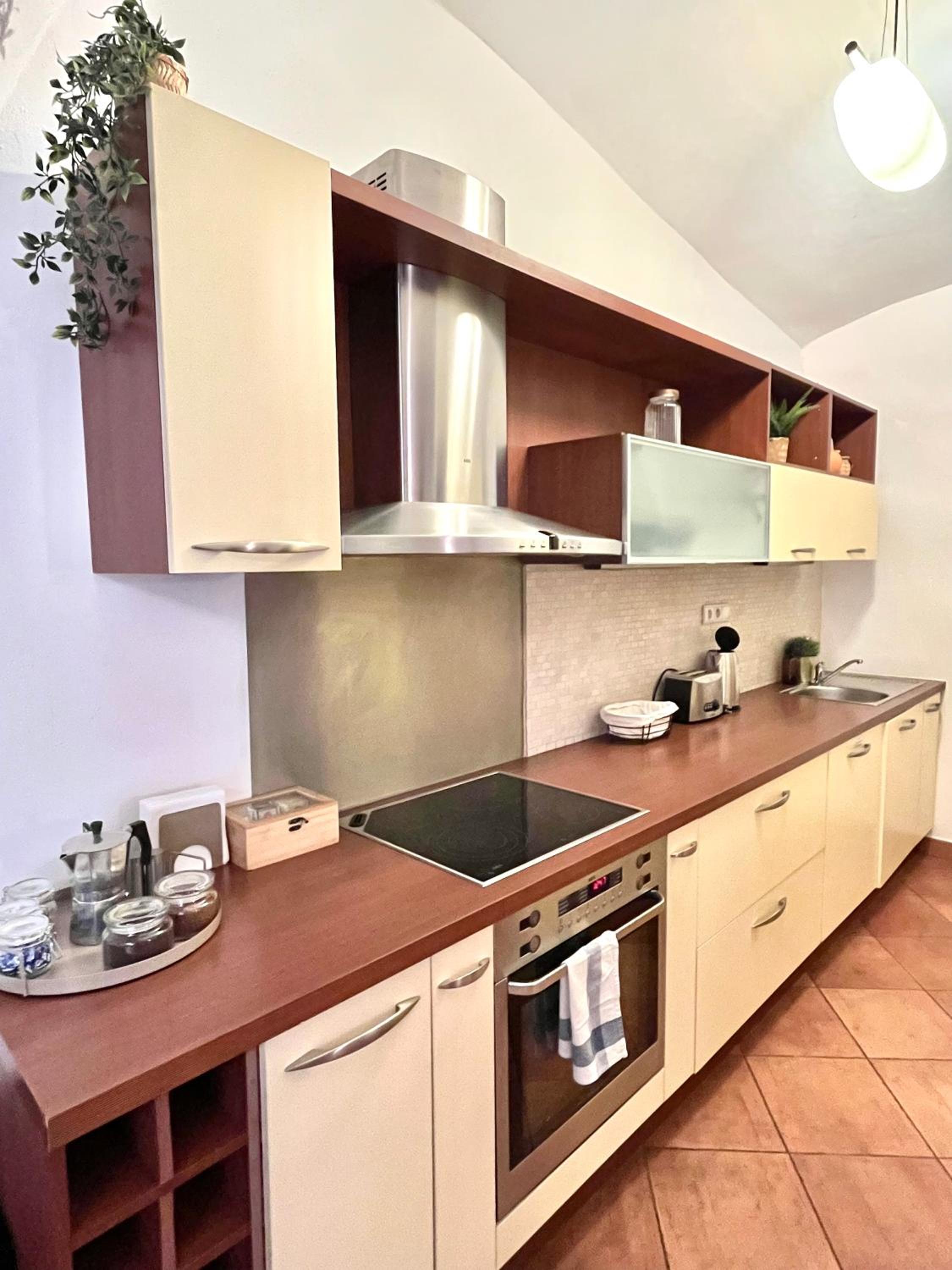 Two-Bedroom Apartment - Photo 3