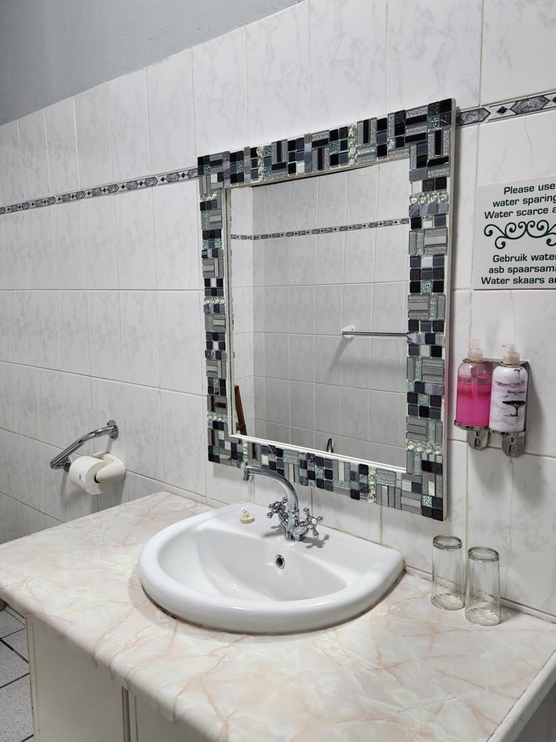 Basic Triple Room - Photo 9