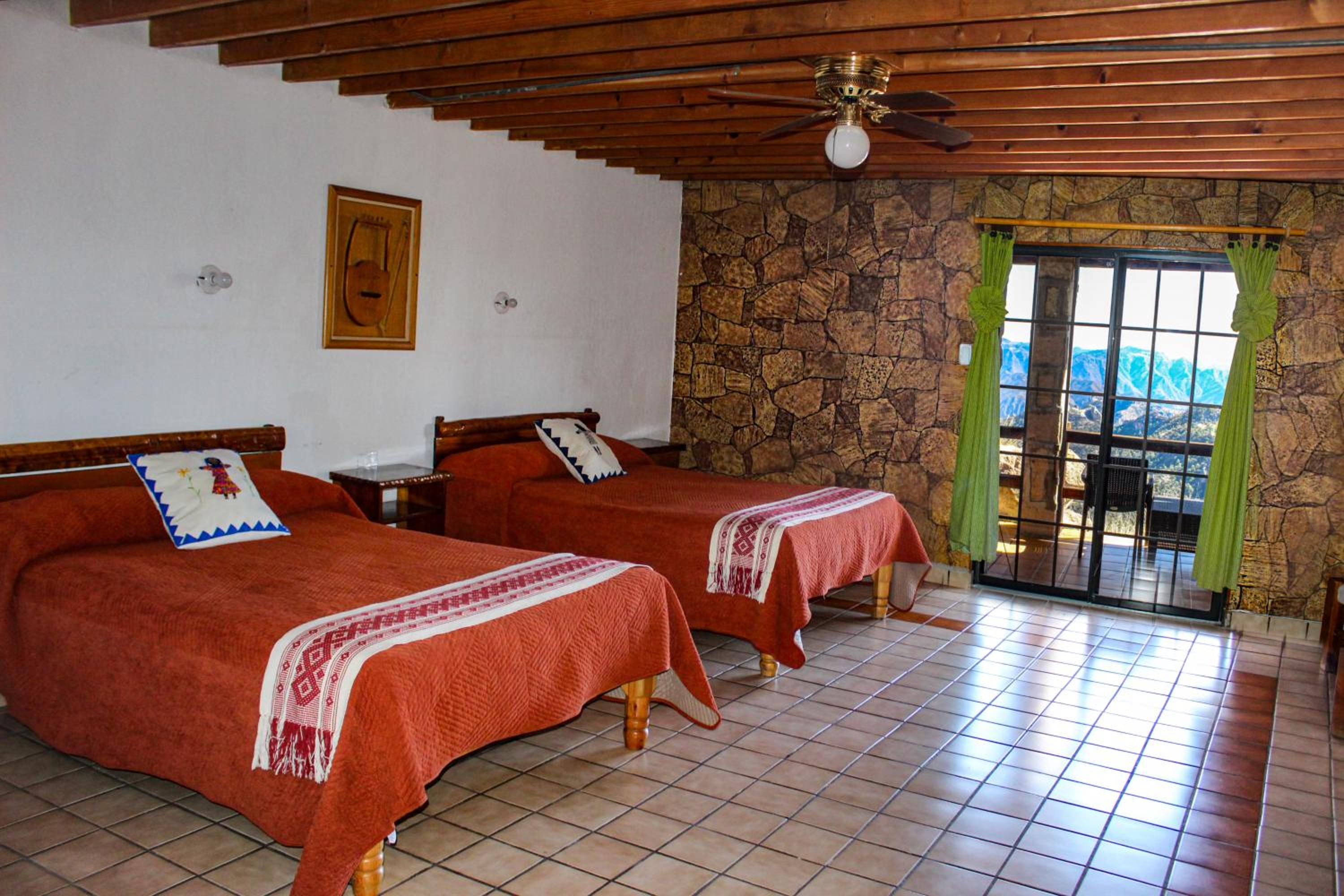 Twin Room with Balcony photo 2