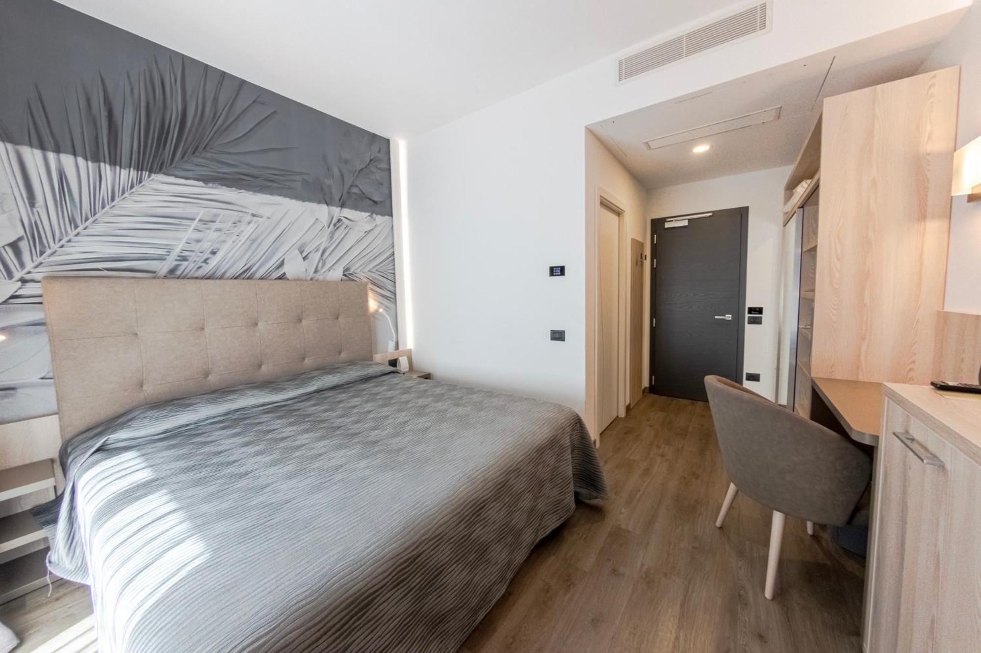 Superior Triple Room - Photo 5