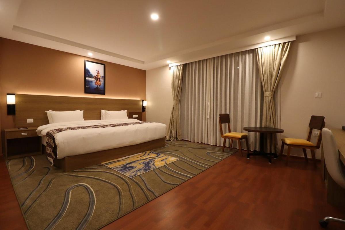 Deluxe Double Room photo 2
