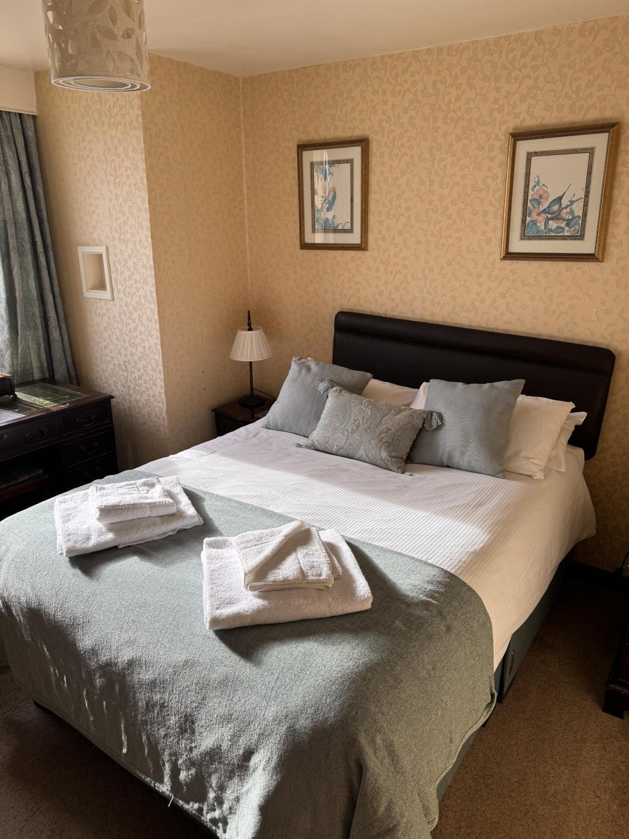 Standard Double Room photo 2