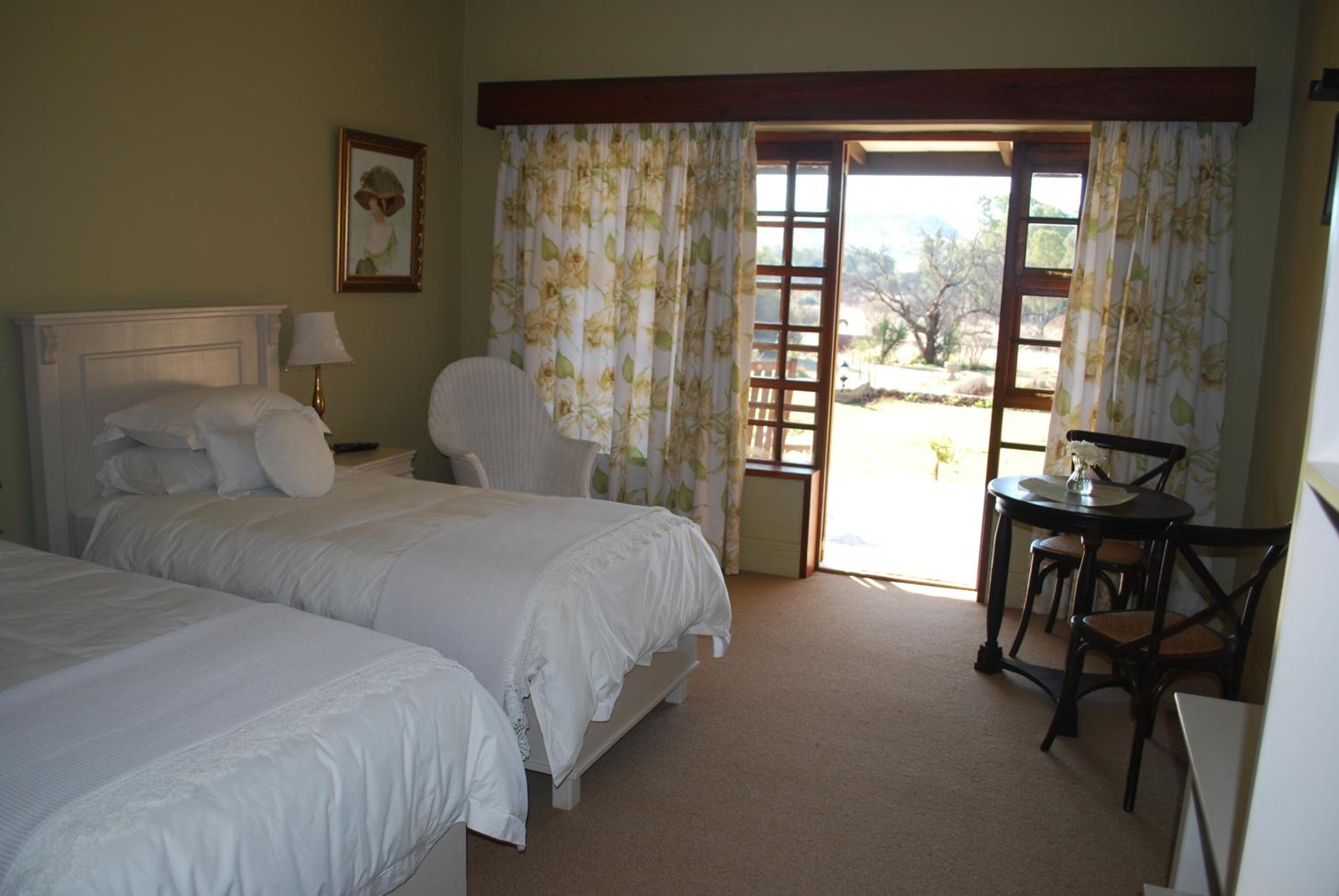 Twin/Double Room - Photo 6