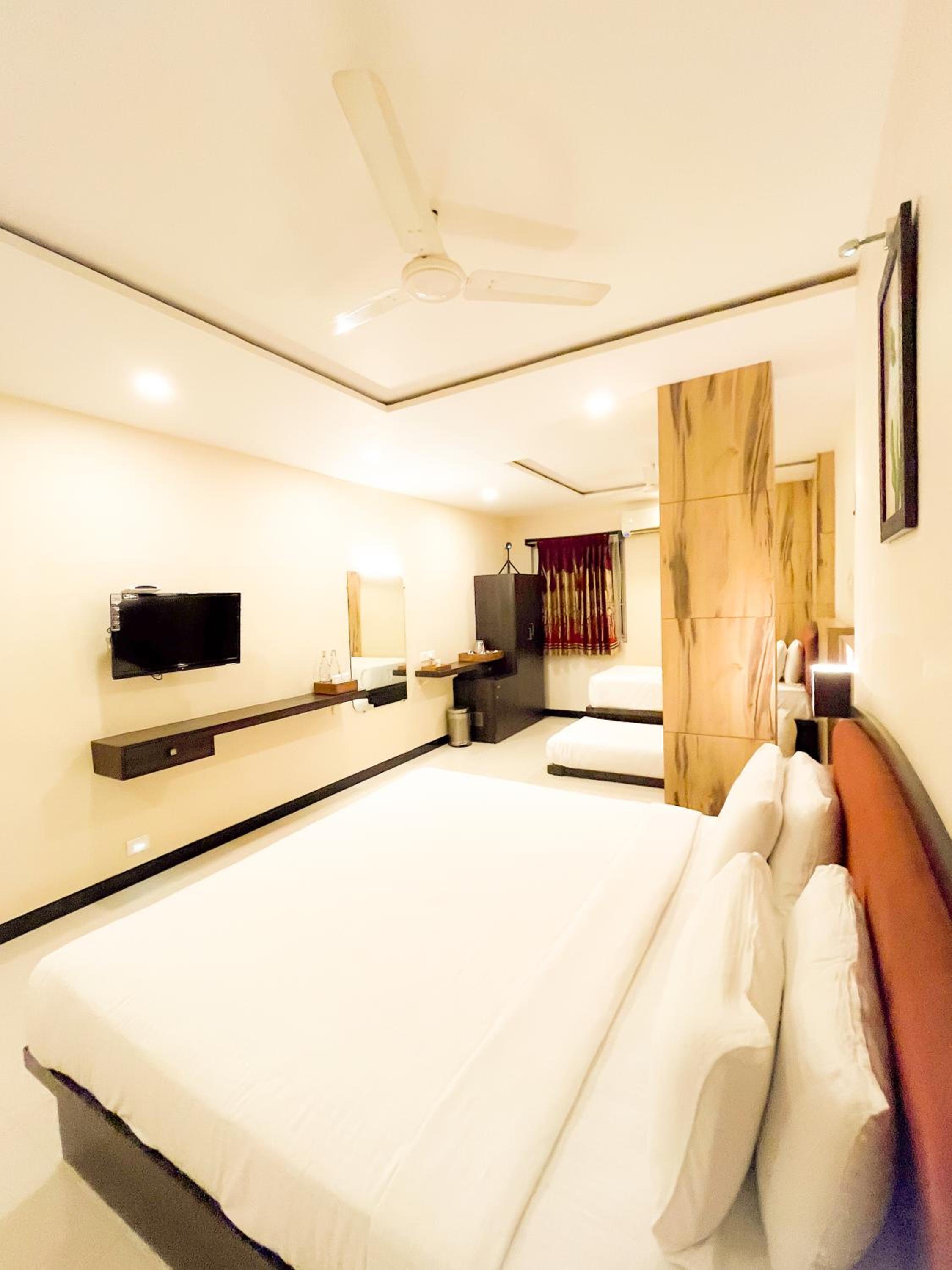 Executive Triple Room photo 2