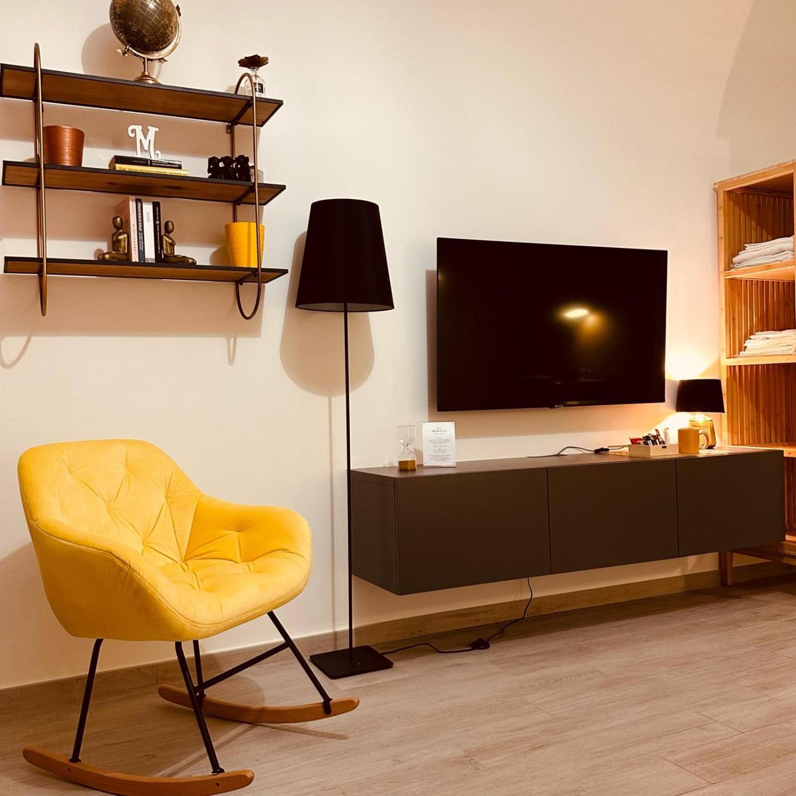 Superior King Suite photo 3