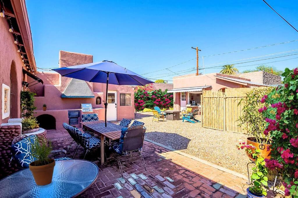 Three-Bedroom House photo 2