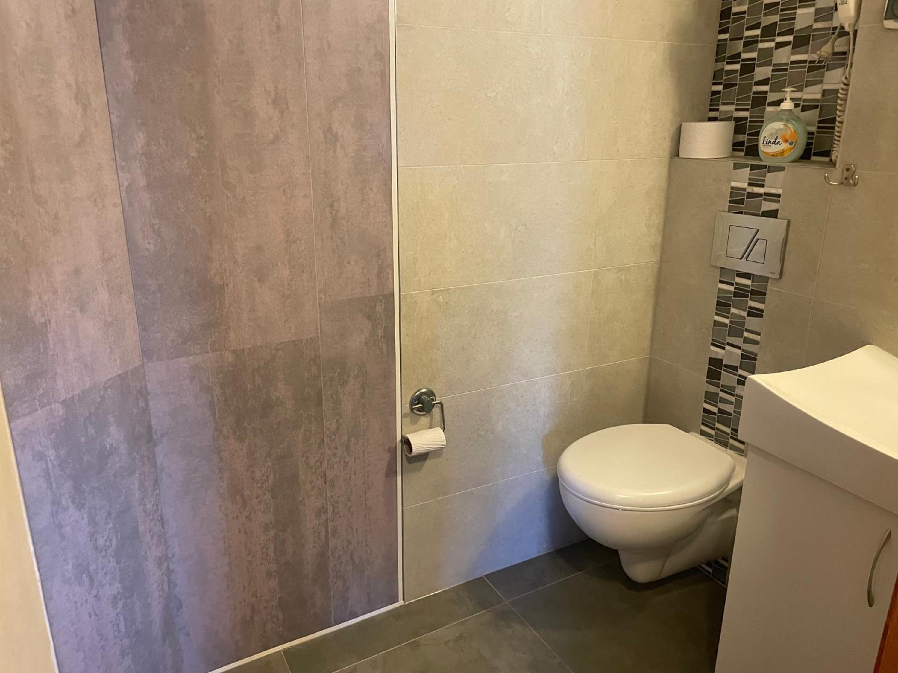 Studio Apartment (4 Adults) photo 2