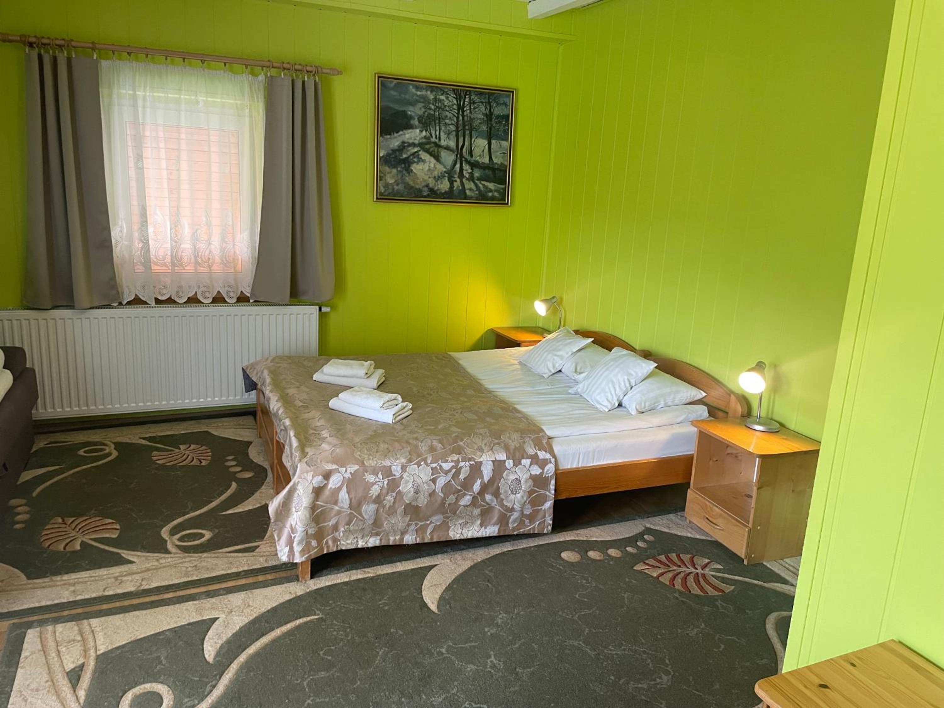 Studio Apartment photo 2