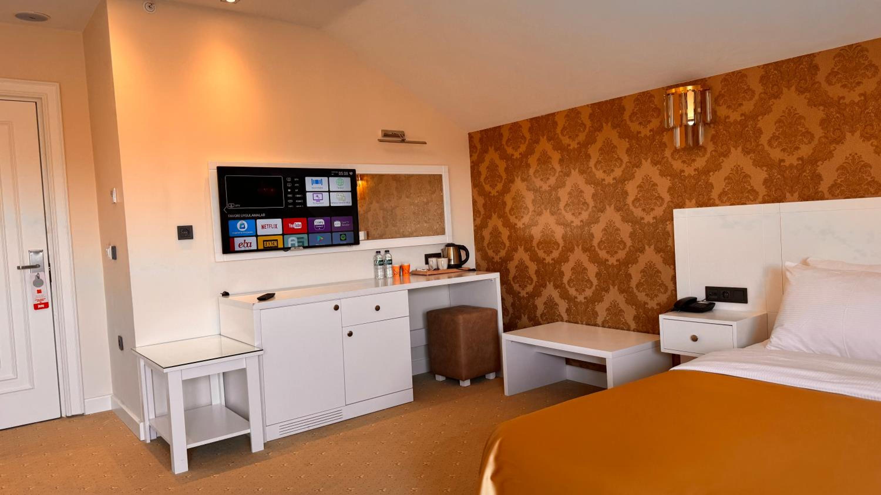 Suite with Balcony