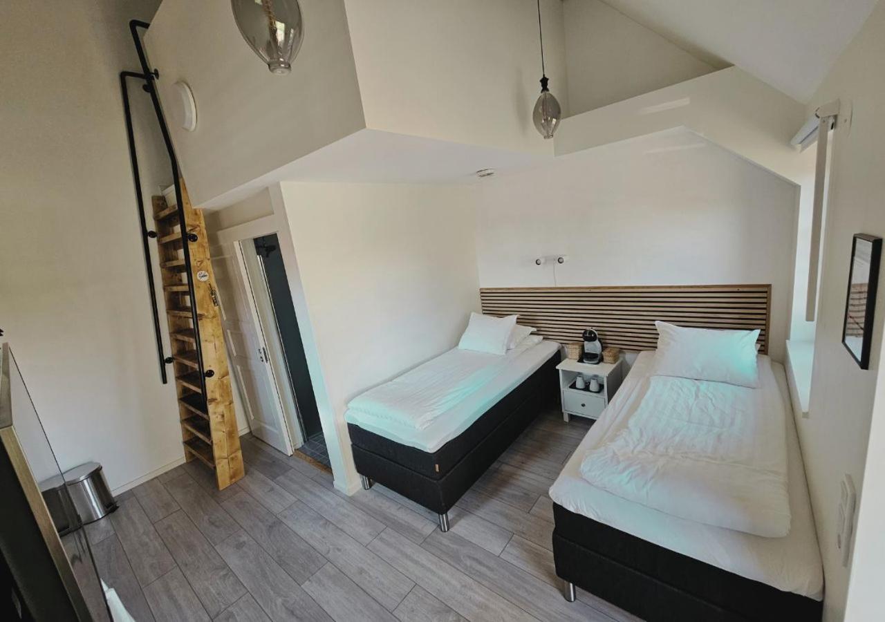 Classic Quadruple Room - Photo 1
