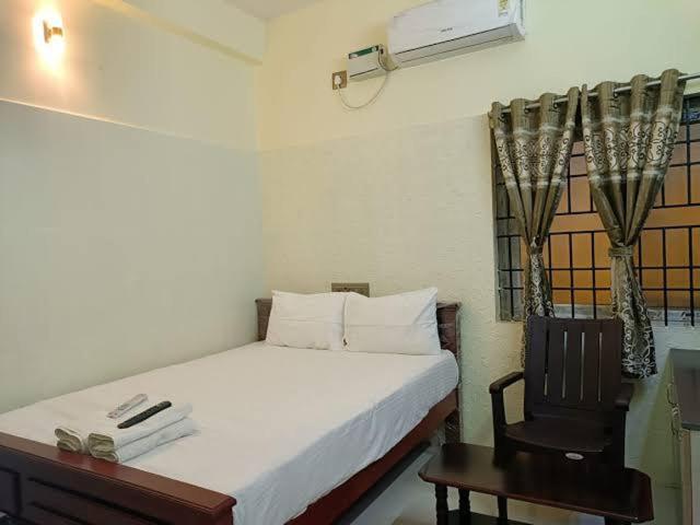 Double Room - Photo 5