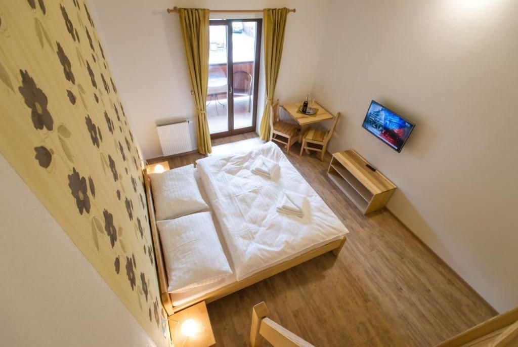 Double Room with Balcony photo 2