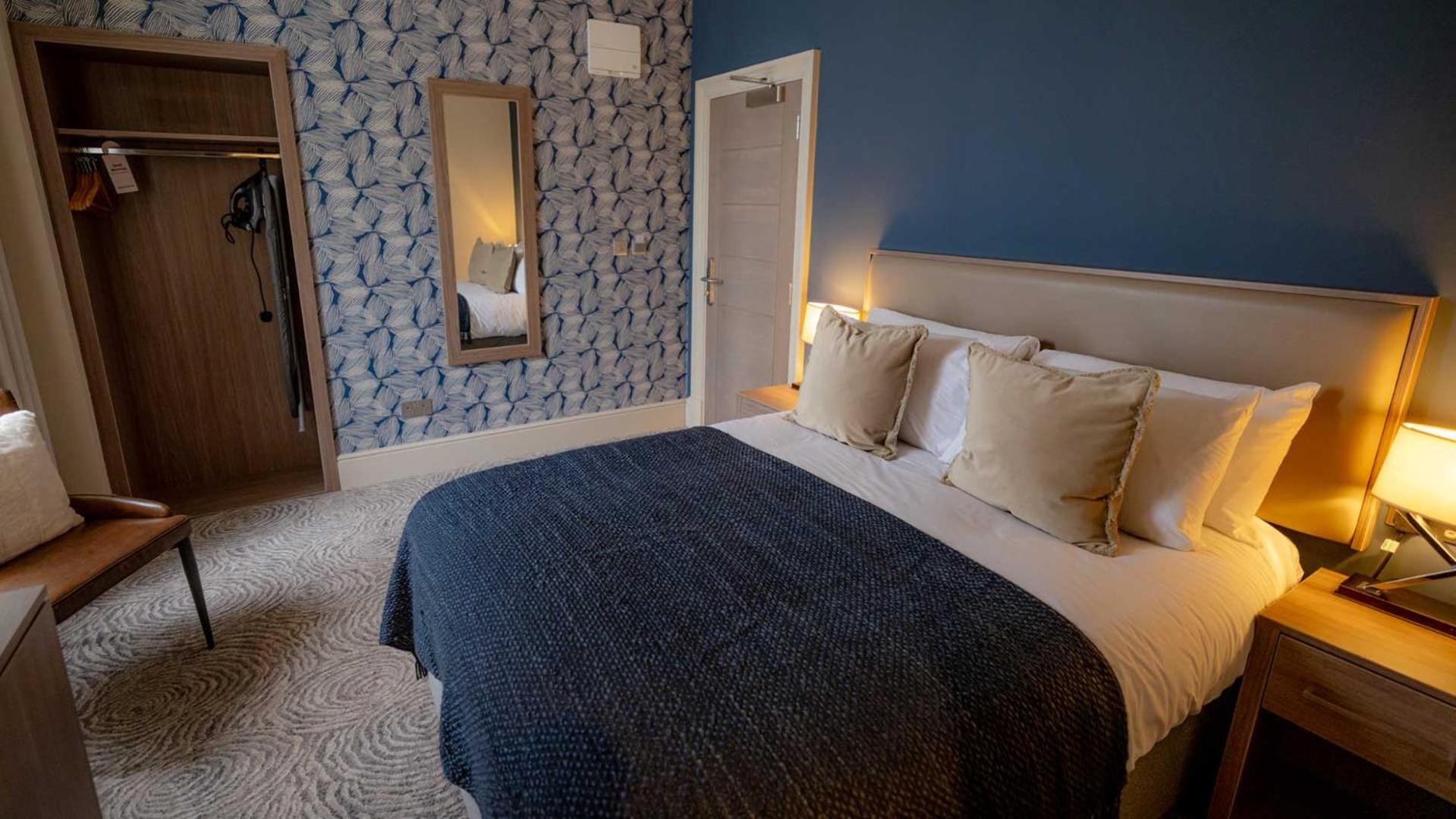 Double Room - Photo 5
