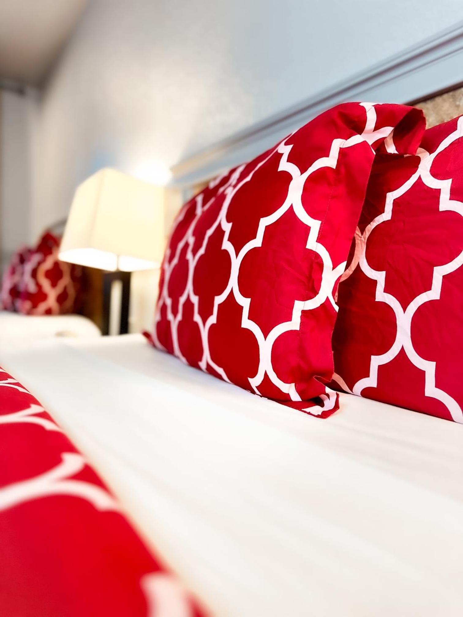 Double Room with Two Double Beds - Non-Smoking - Photo 1