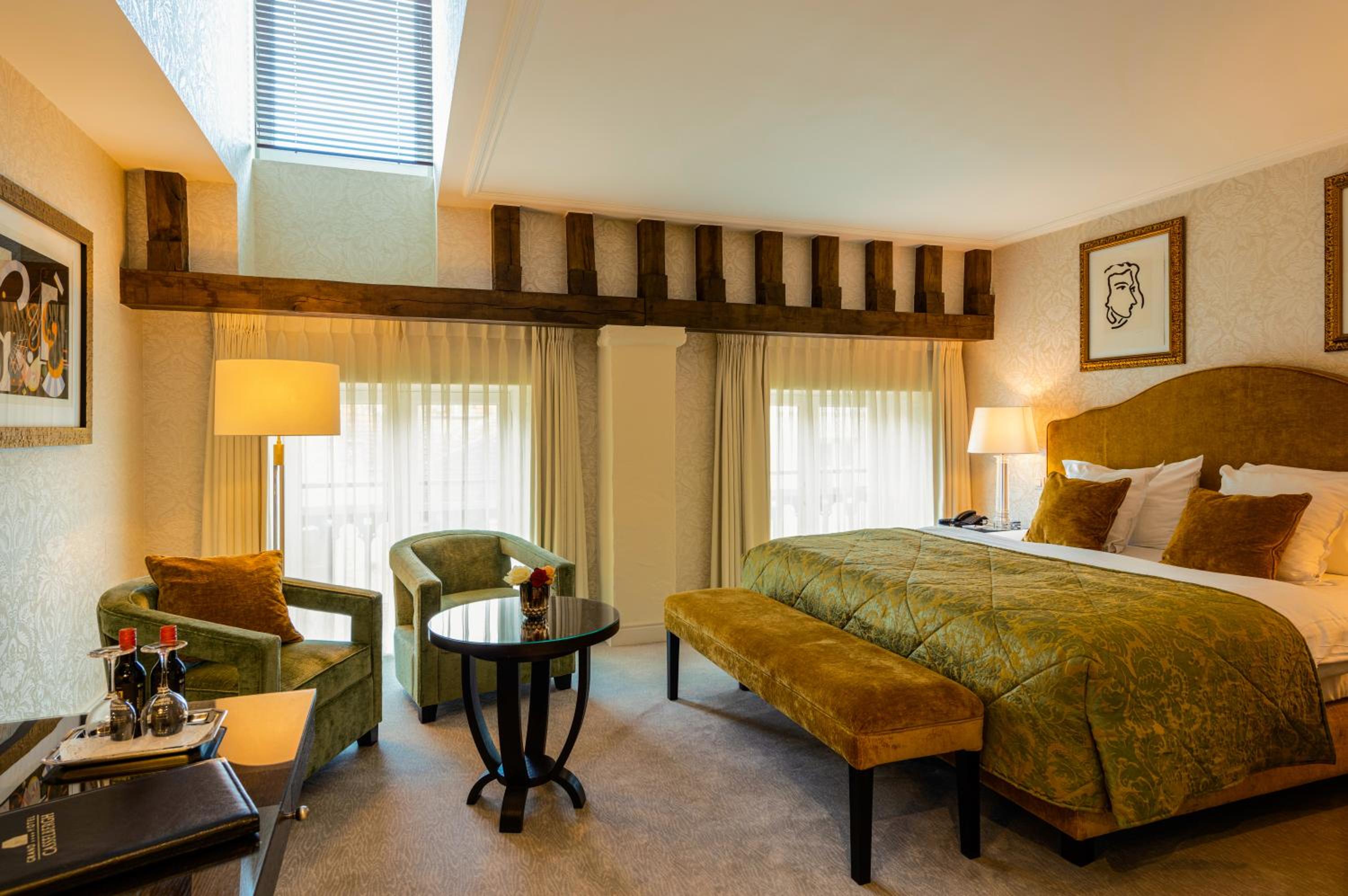 Prestige Historic Room thumbnail 6