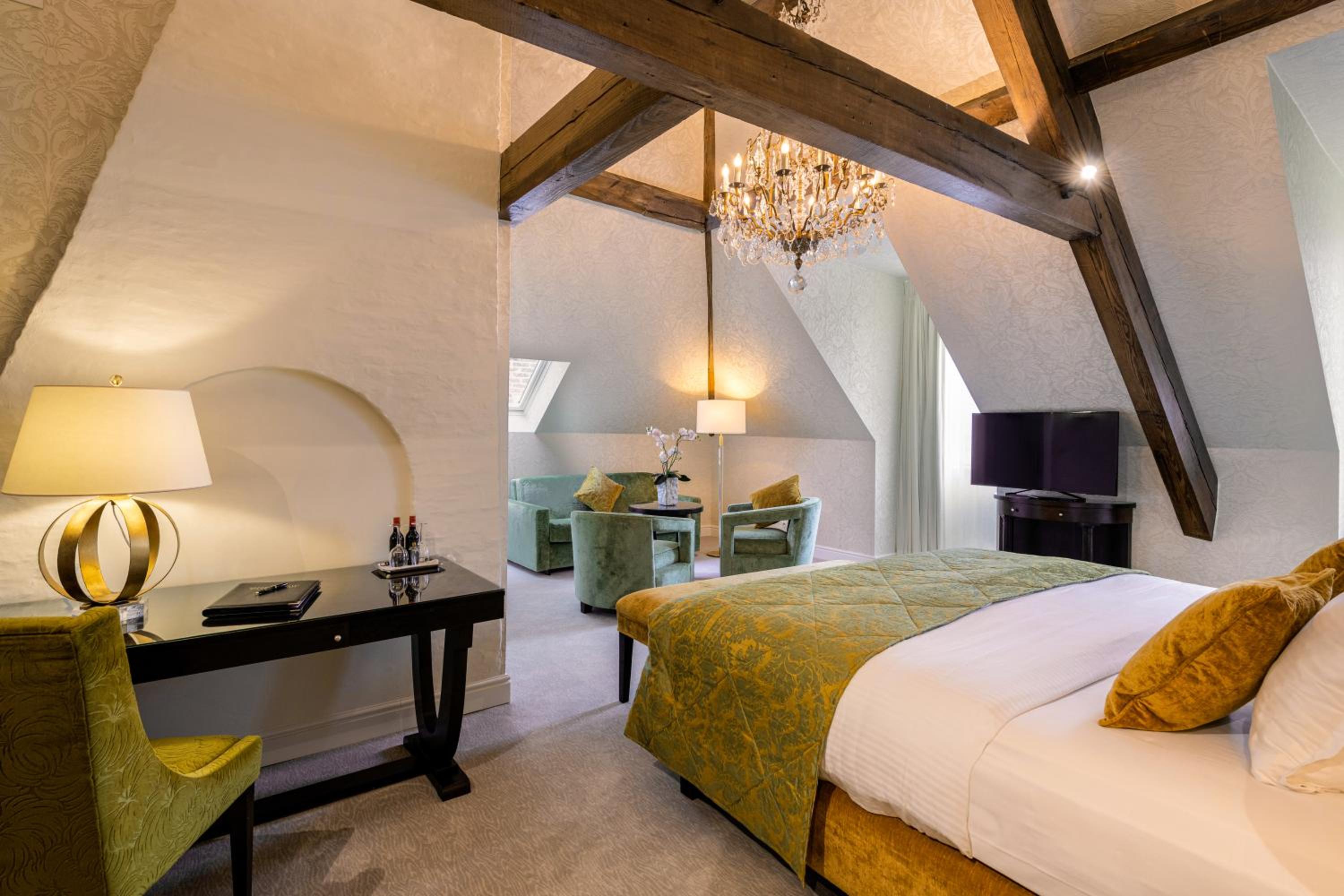 The Victorian Loft