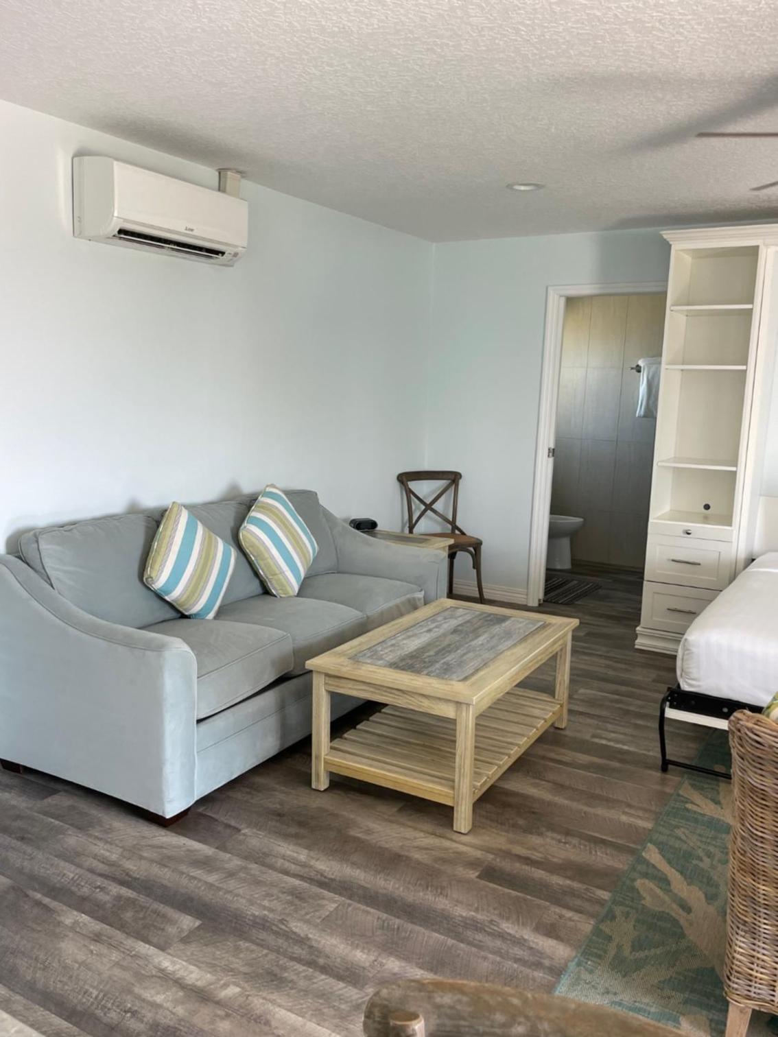 Suite with Lake View