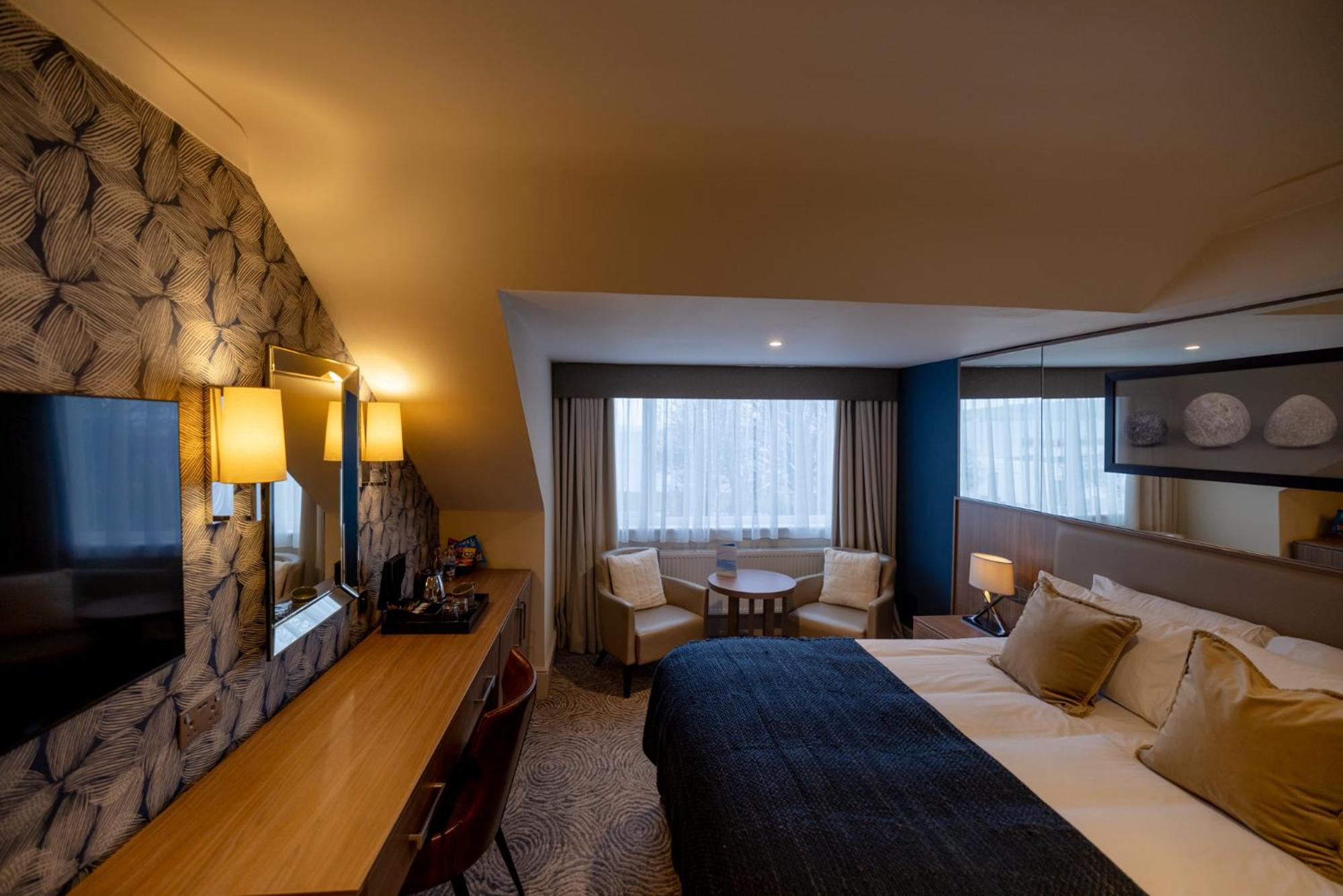 Deluxe Double or Twin Room - Photo 8