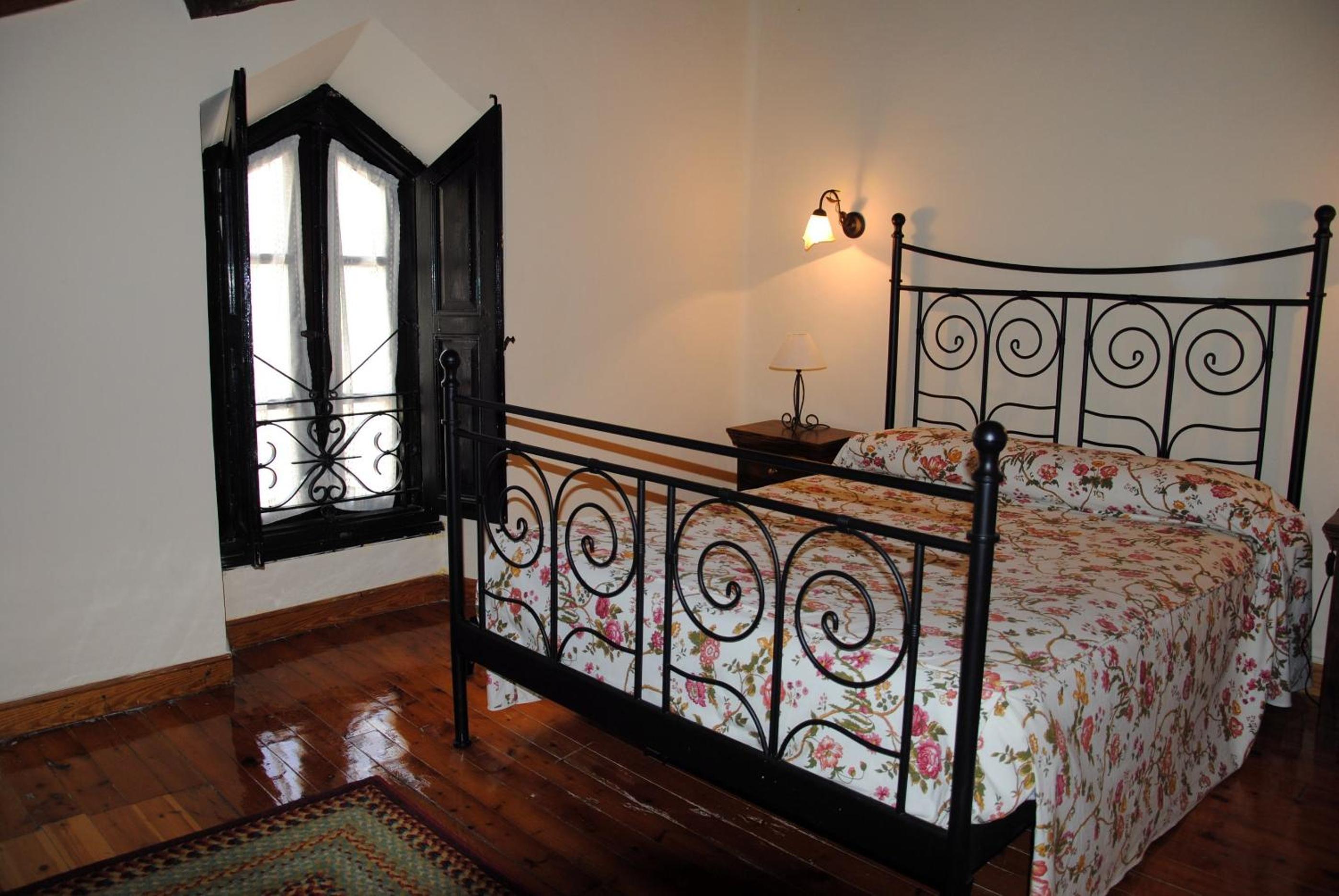 Double or Twin Room - Photo 45