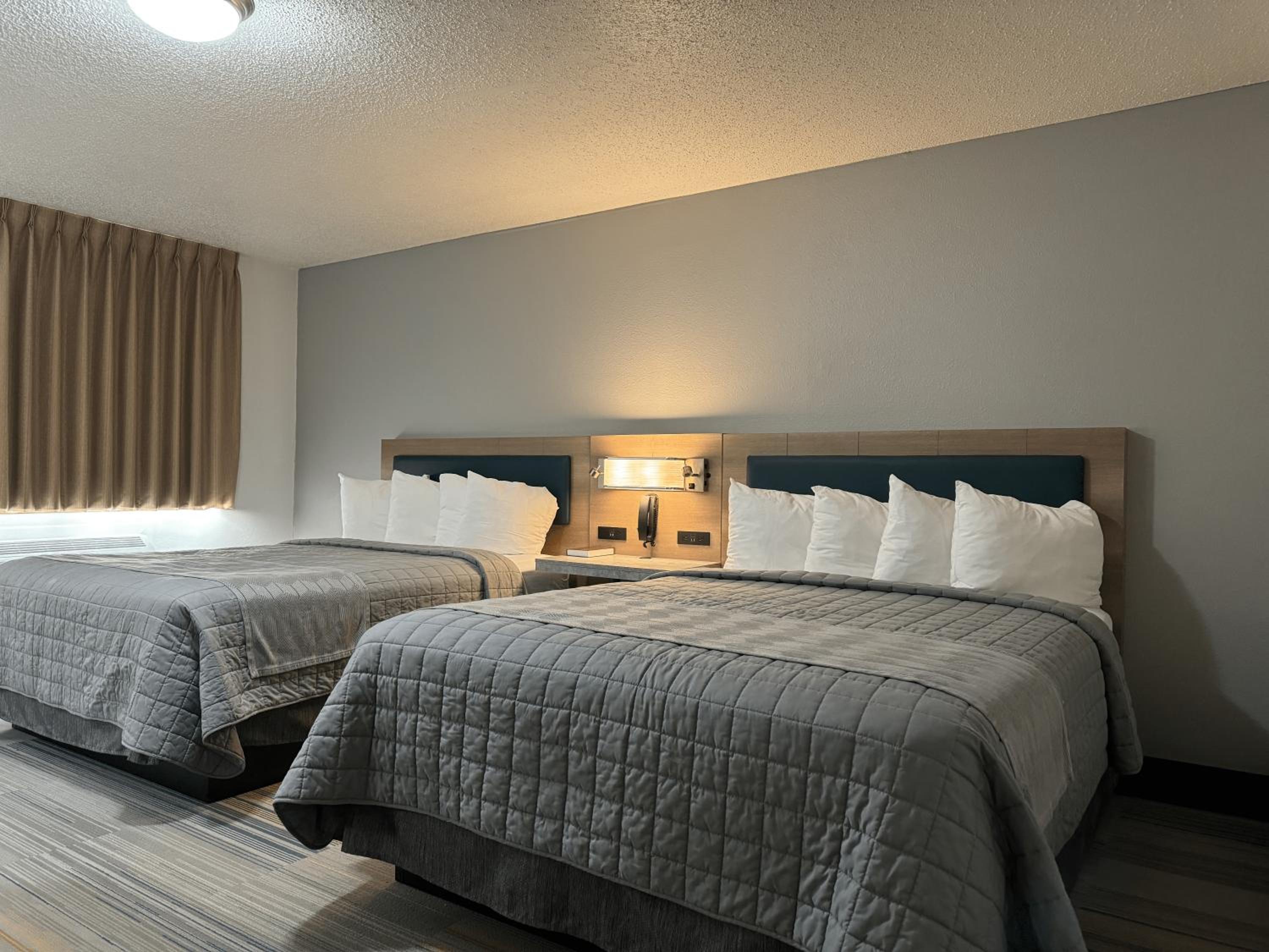 Double Room - Disability Access - Photo 1