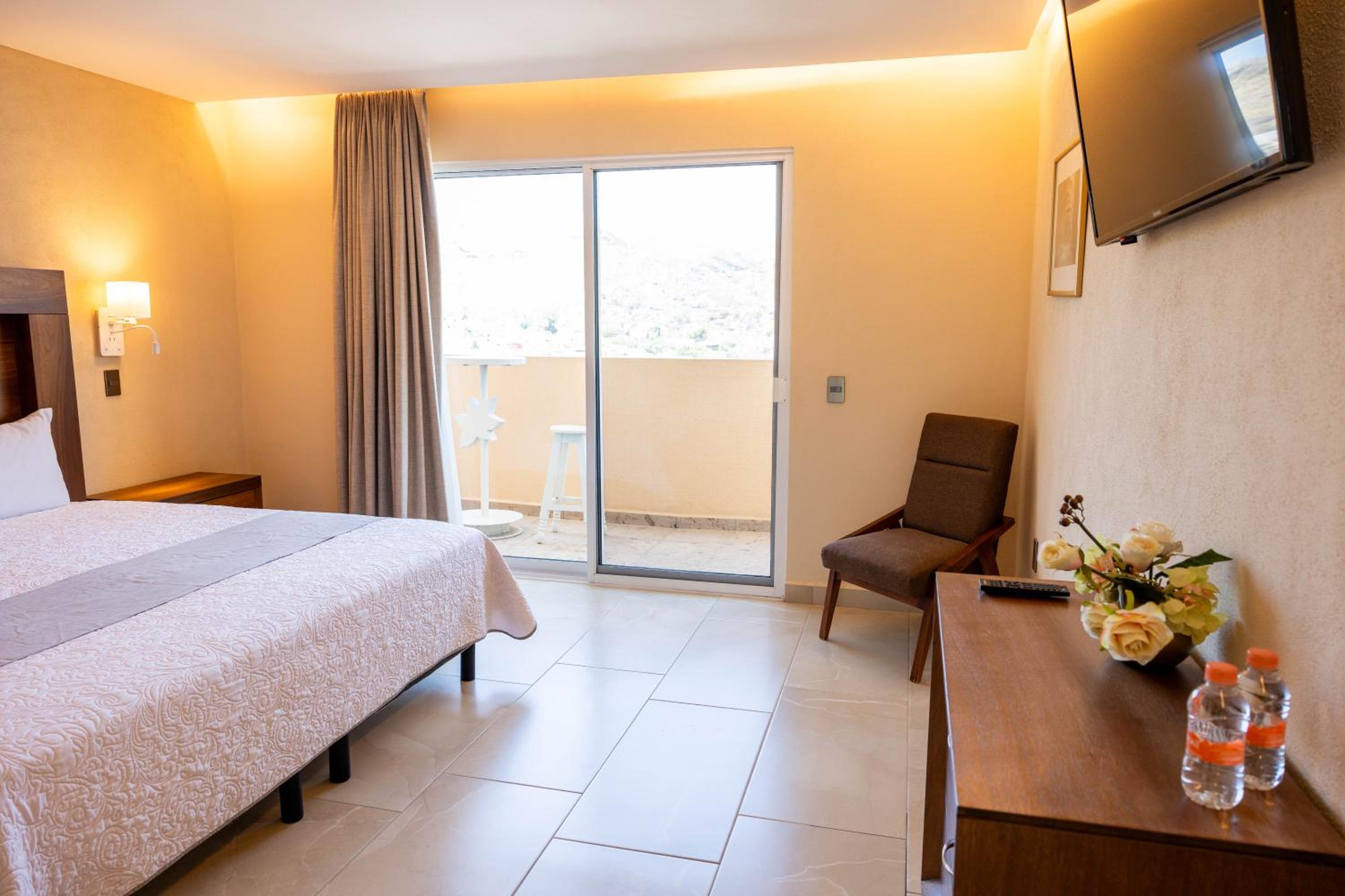 Superior Double Room with Two Double Beds photo 3