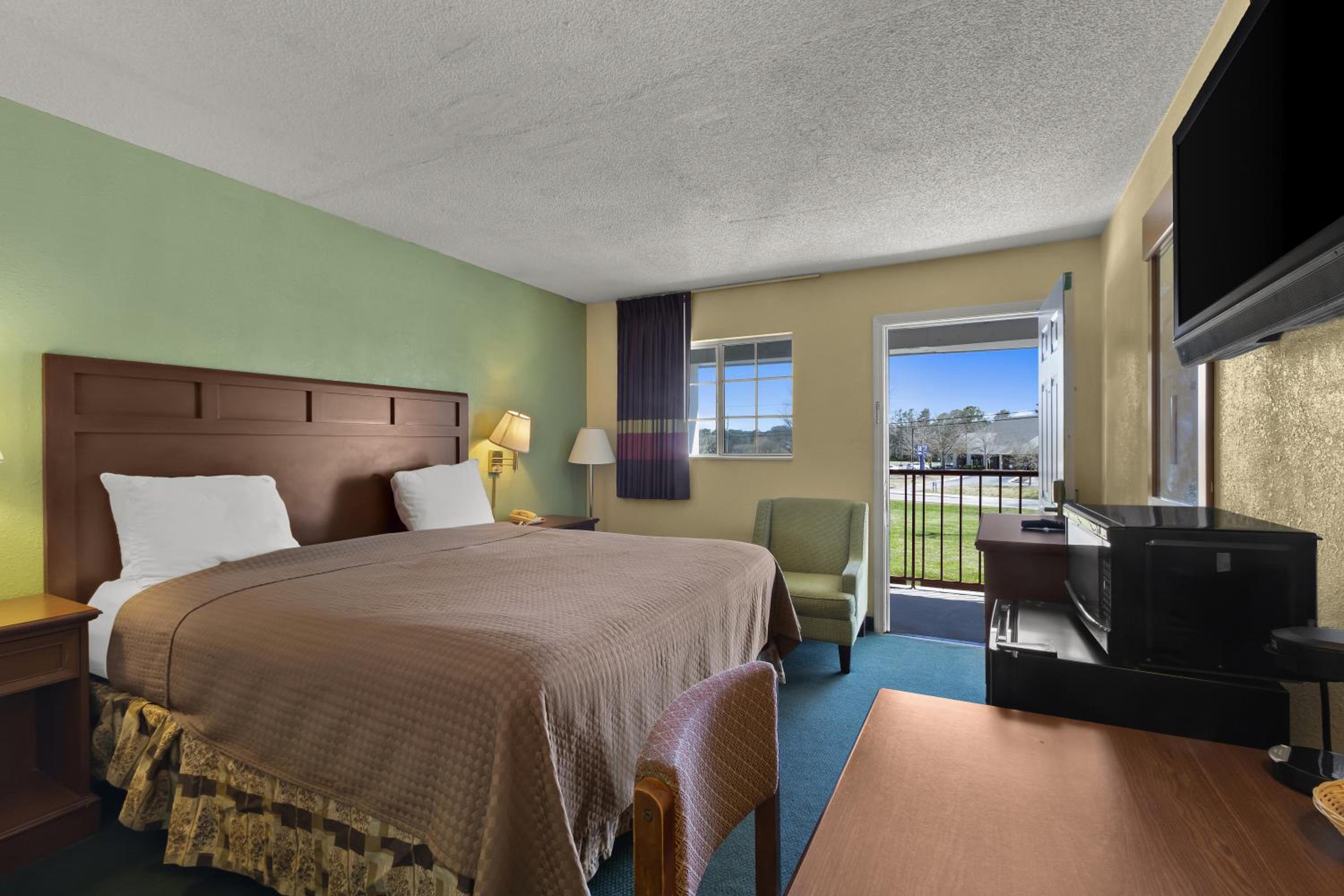 1 King Bed Accessible Non-Smoking