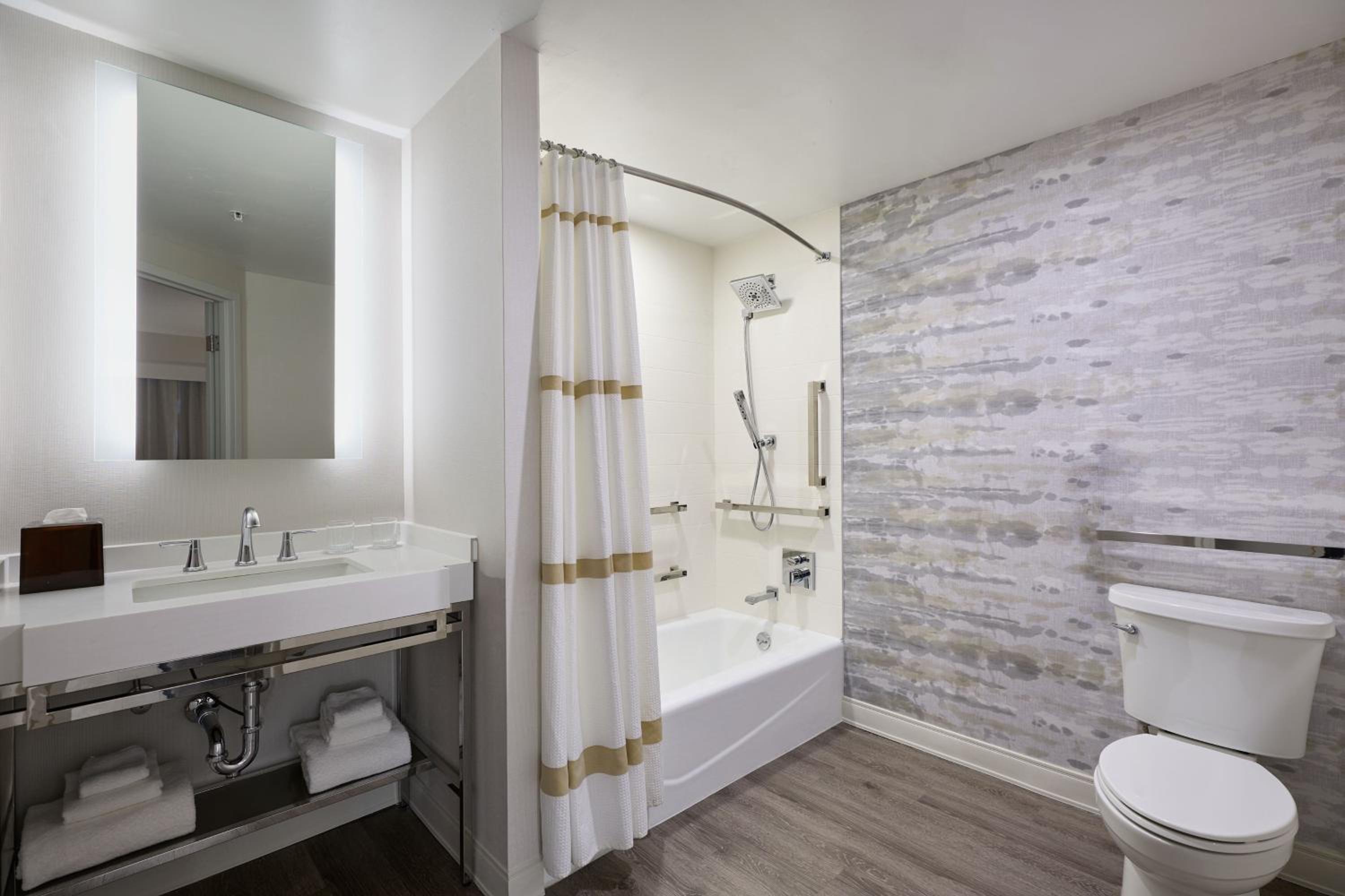 King or Double Room - Photo 2