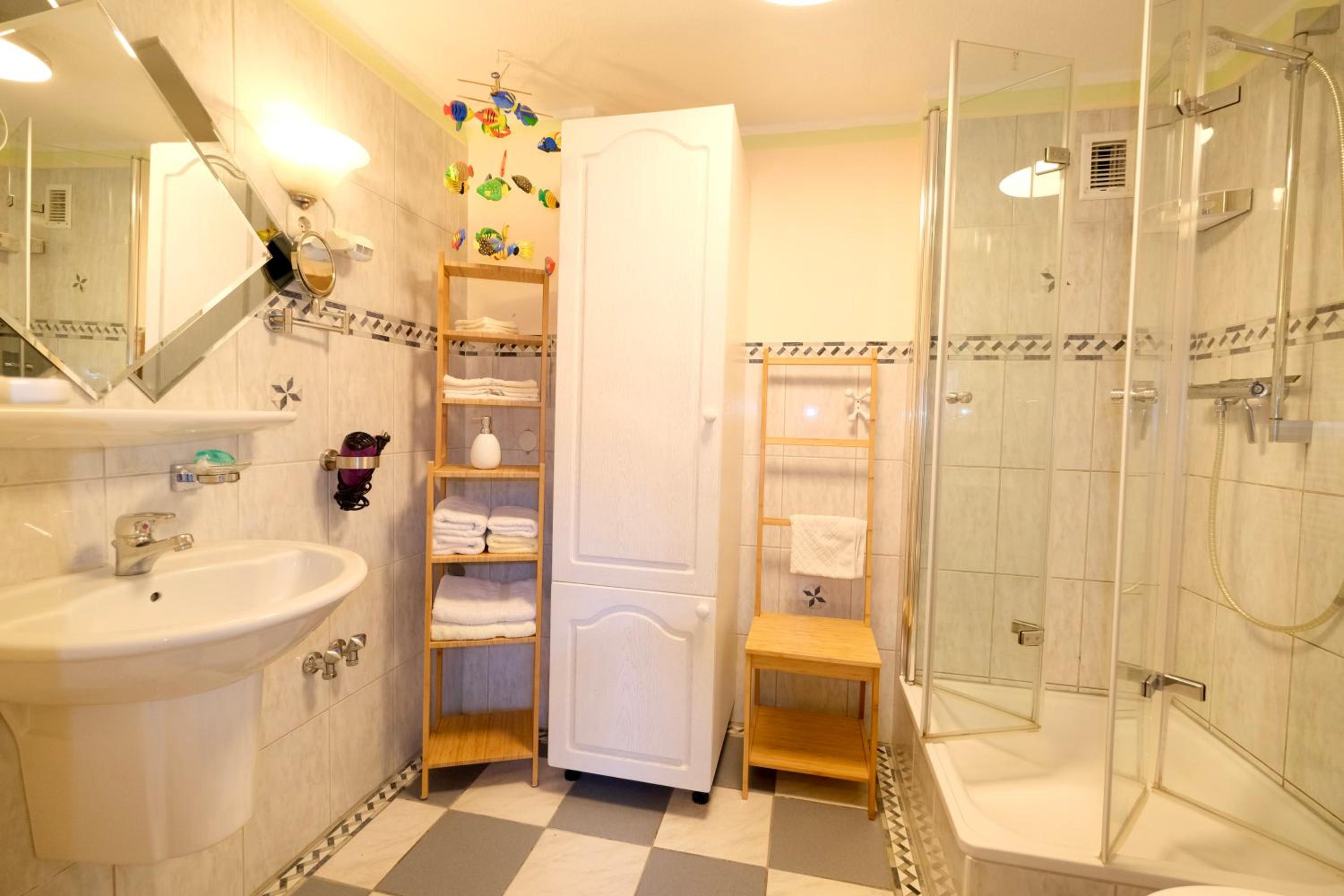 Apartment - Split Level - Photo 9