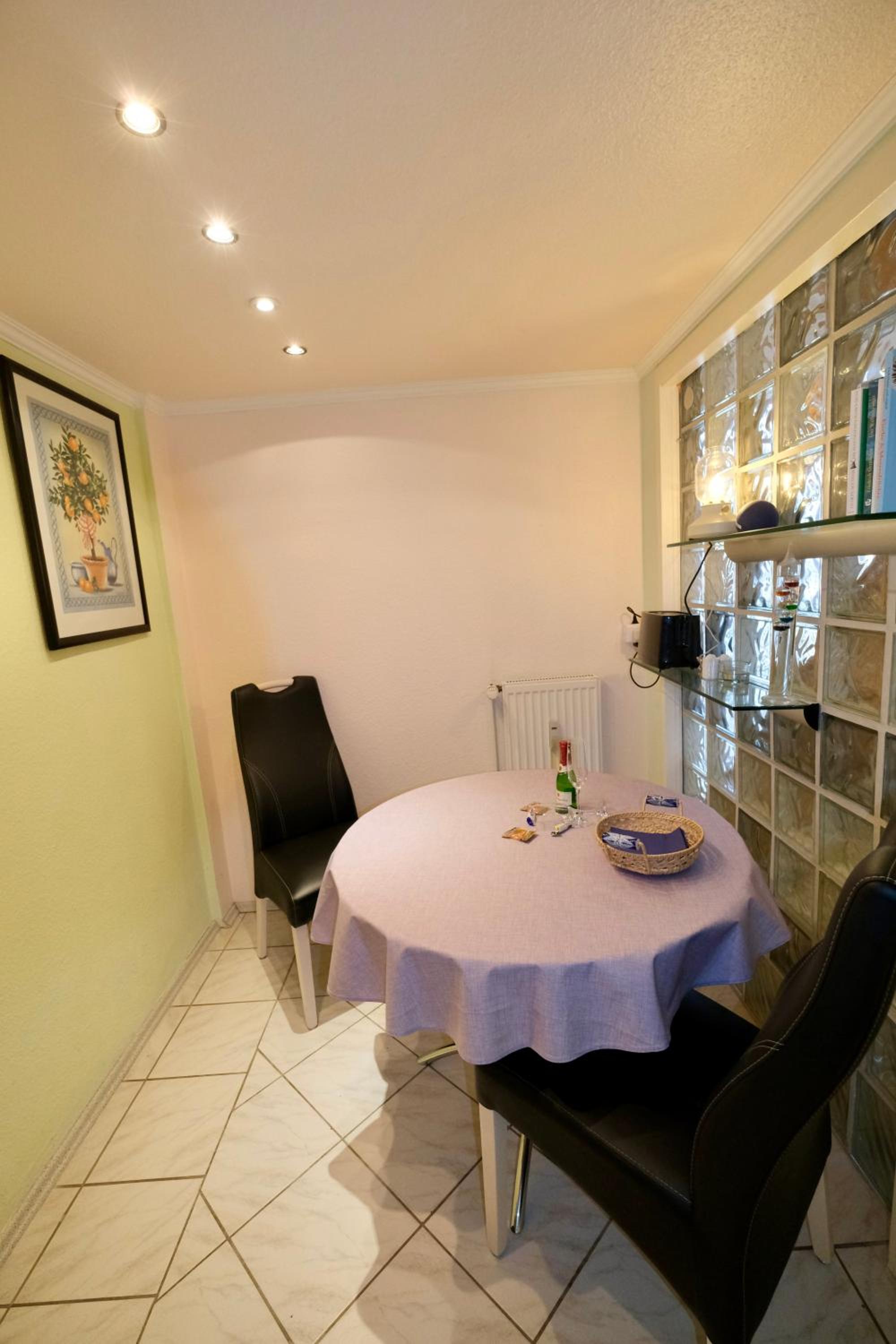 Apartment - Split Level - Photo 5