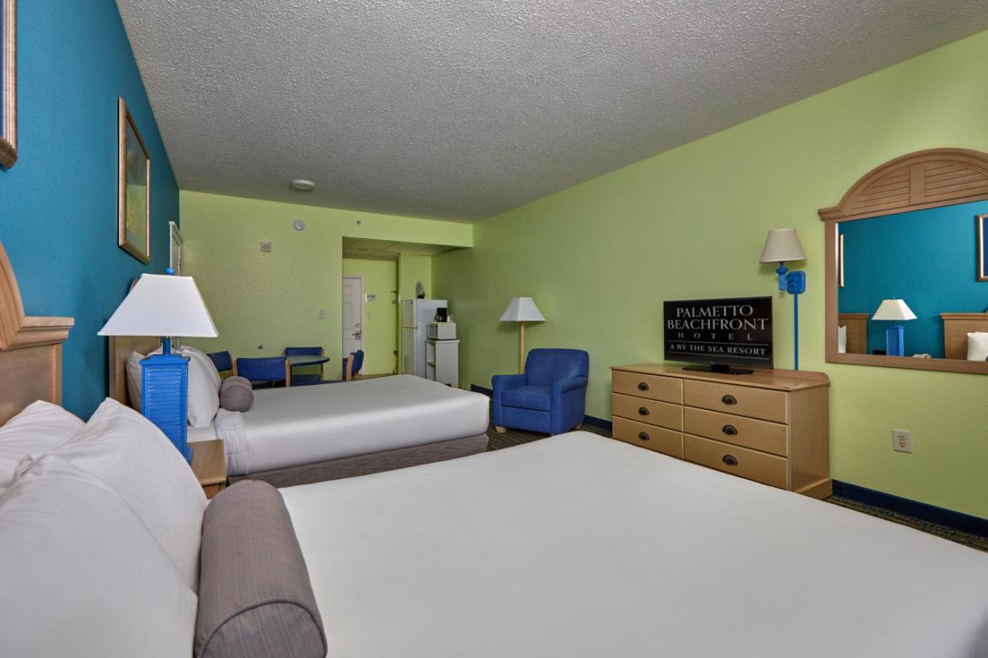 Beachfront Classic Room - Queen/Queen photo 2