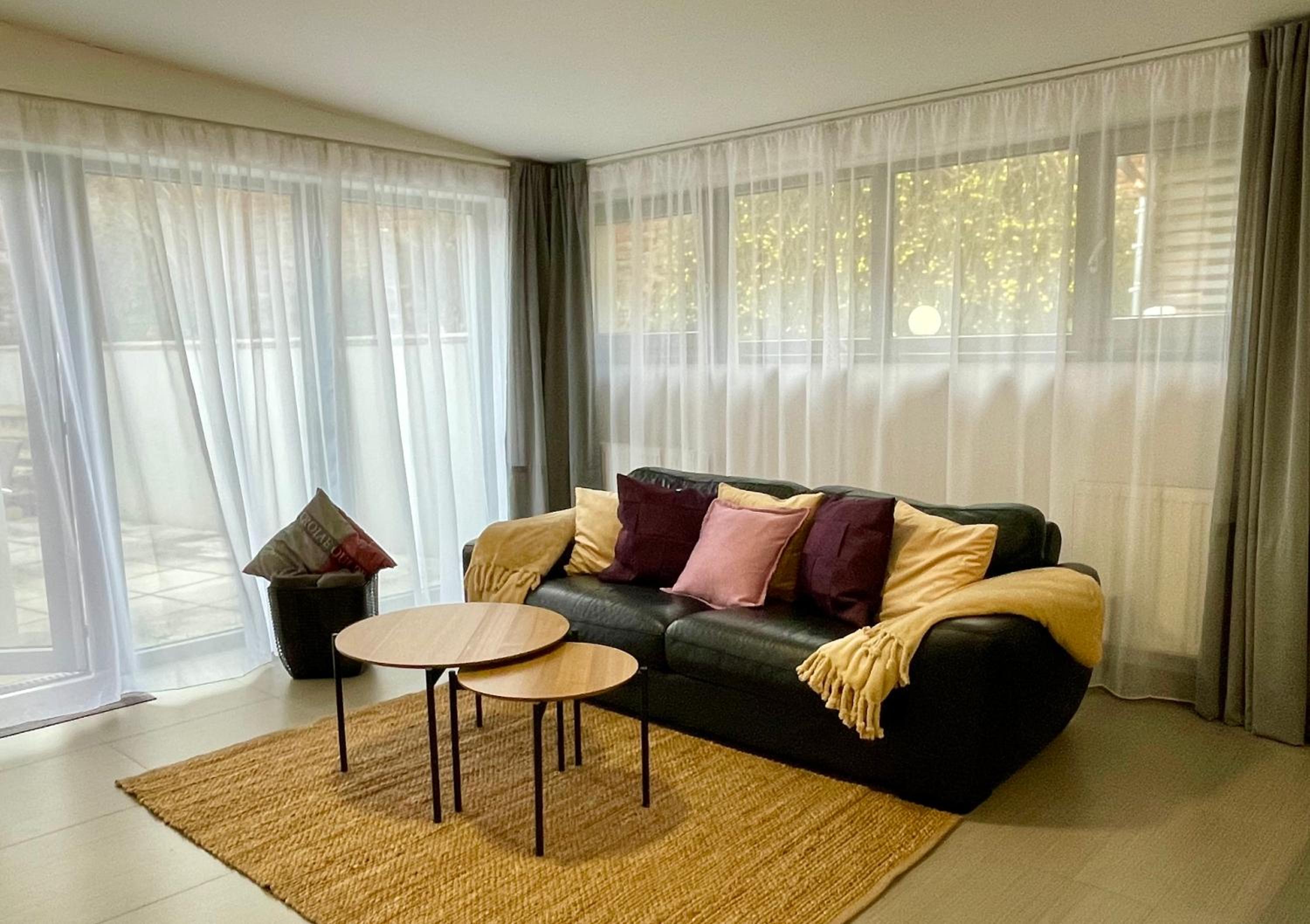 Apartment photo 2