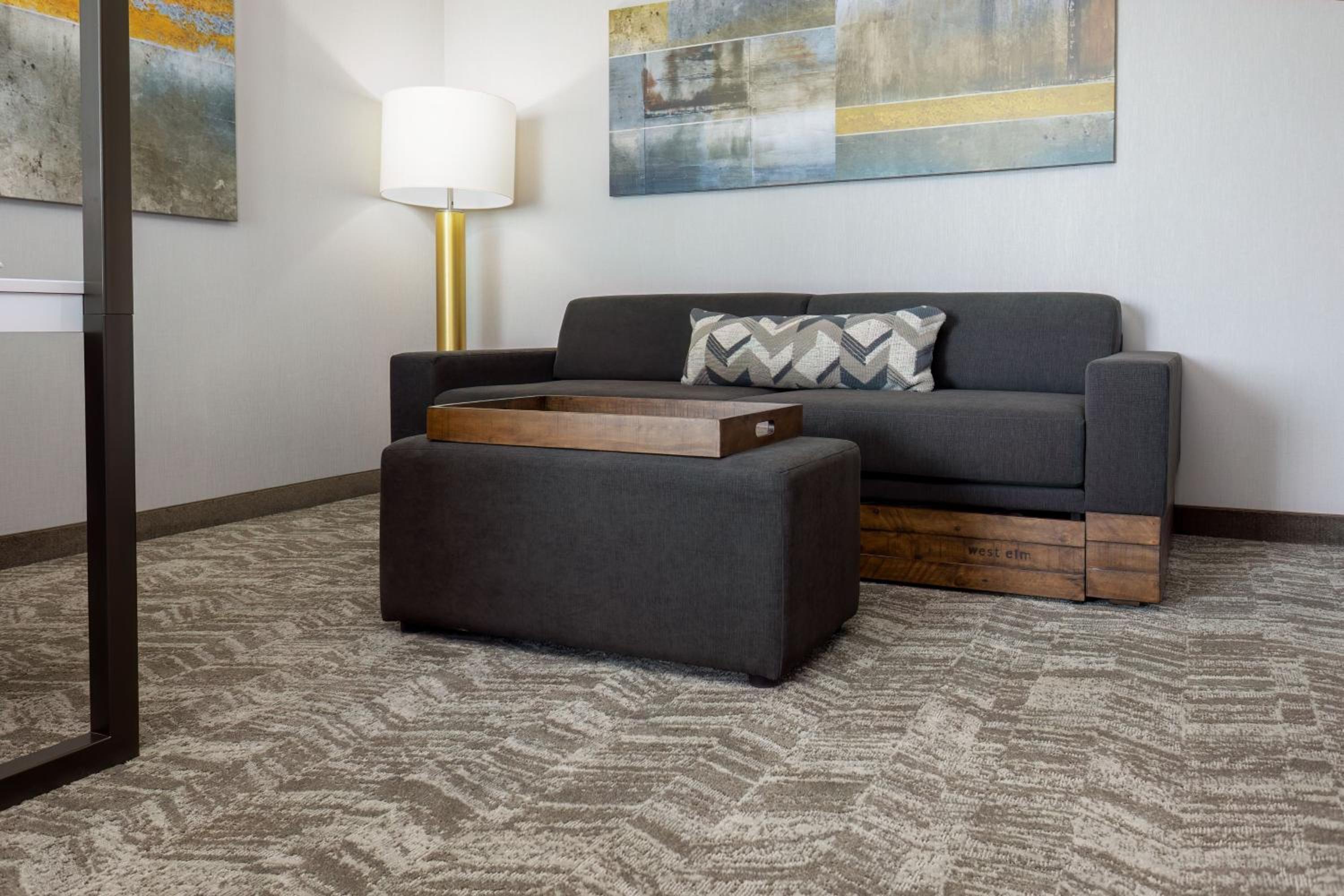 Extended King Suite with Trundle Bed - Photo 11