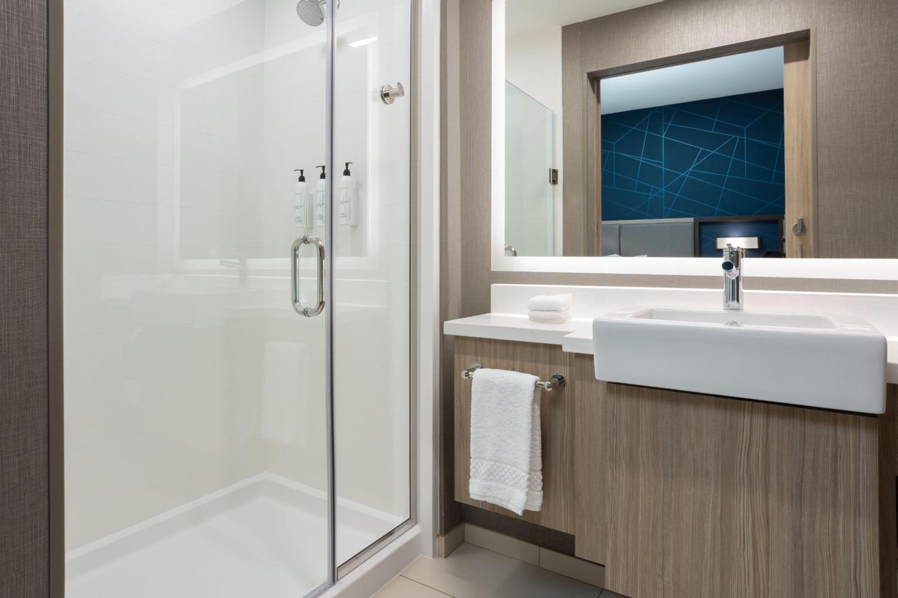 King Suite - Hearing Accessible