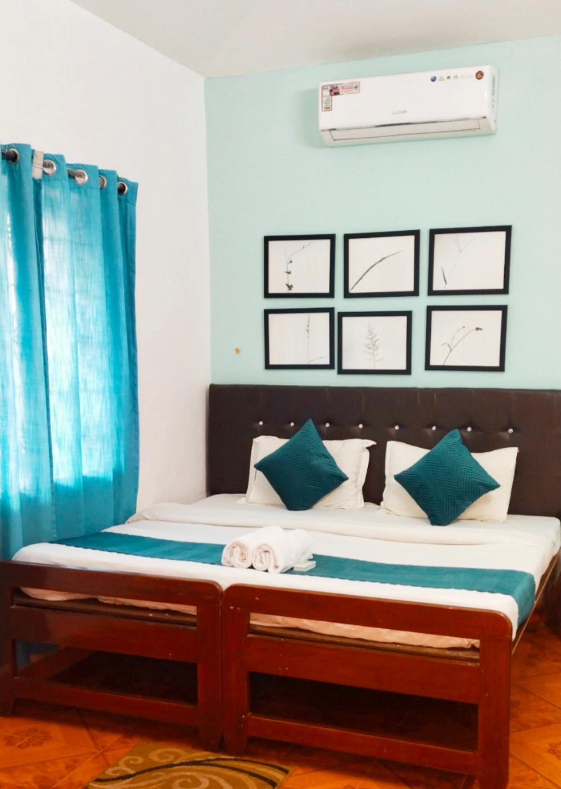 Deluxe Double Room with Balcony photo 2