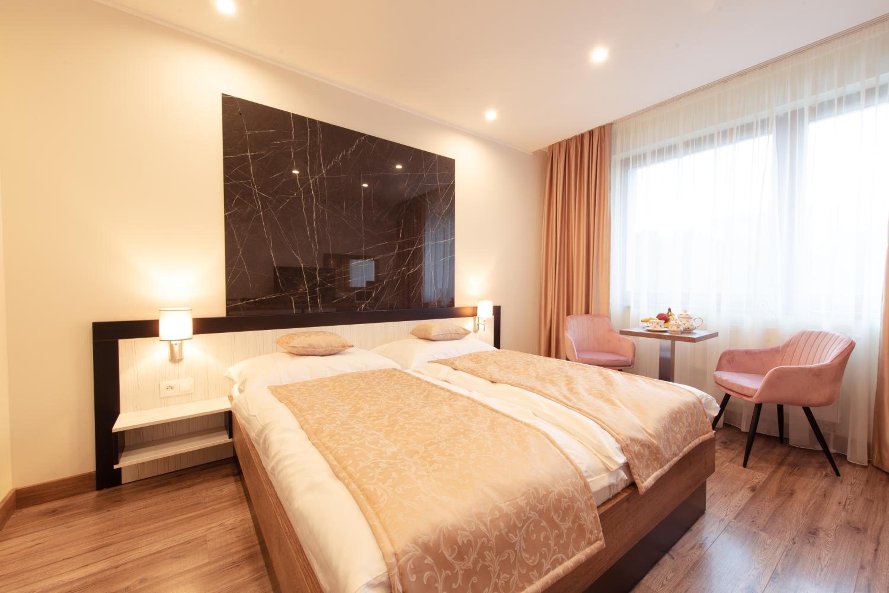 Superior Double Room - Photo 13