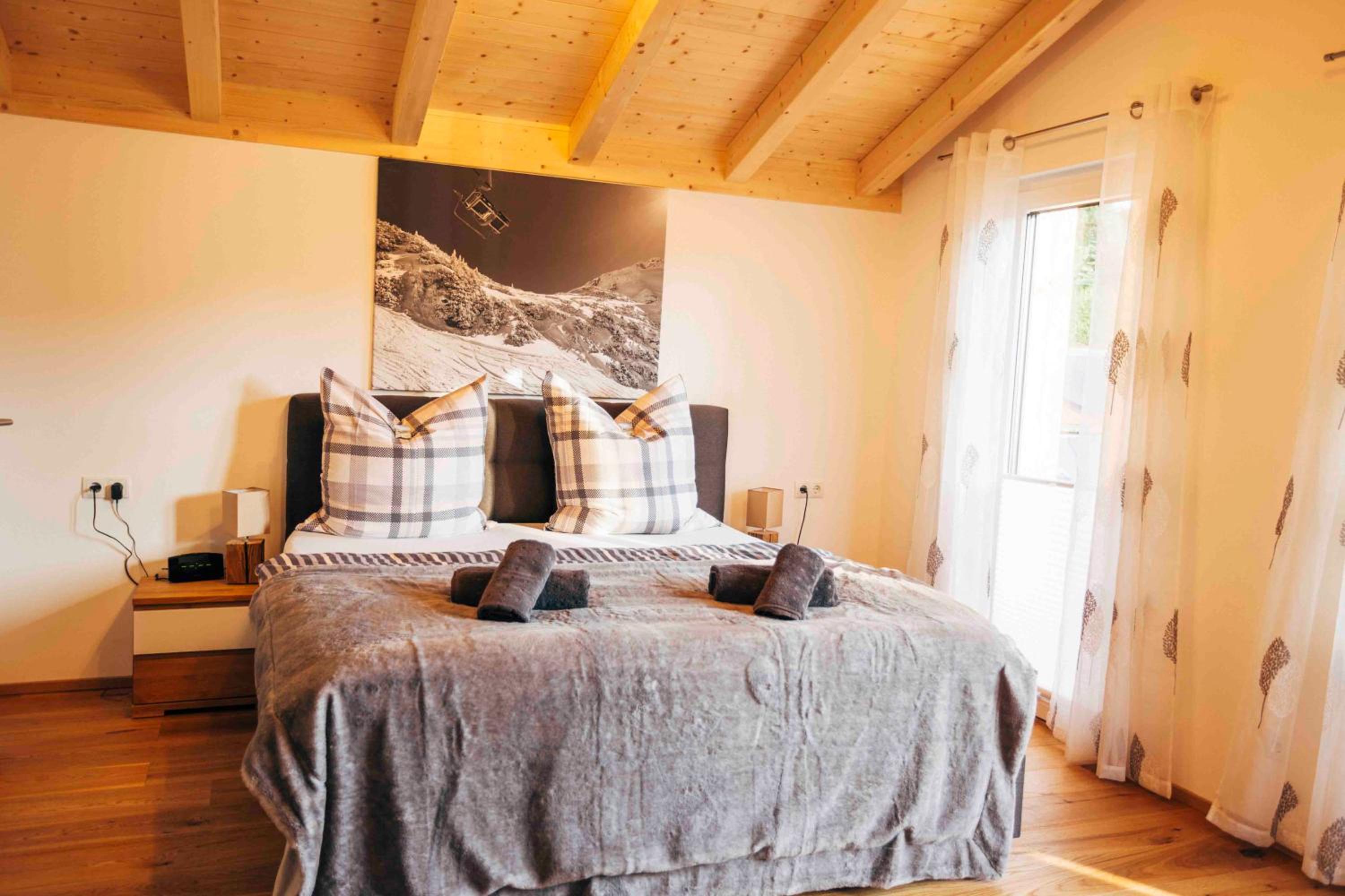 Three-Bedroom House photo 1