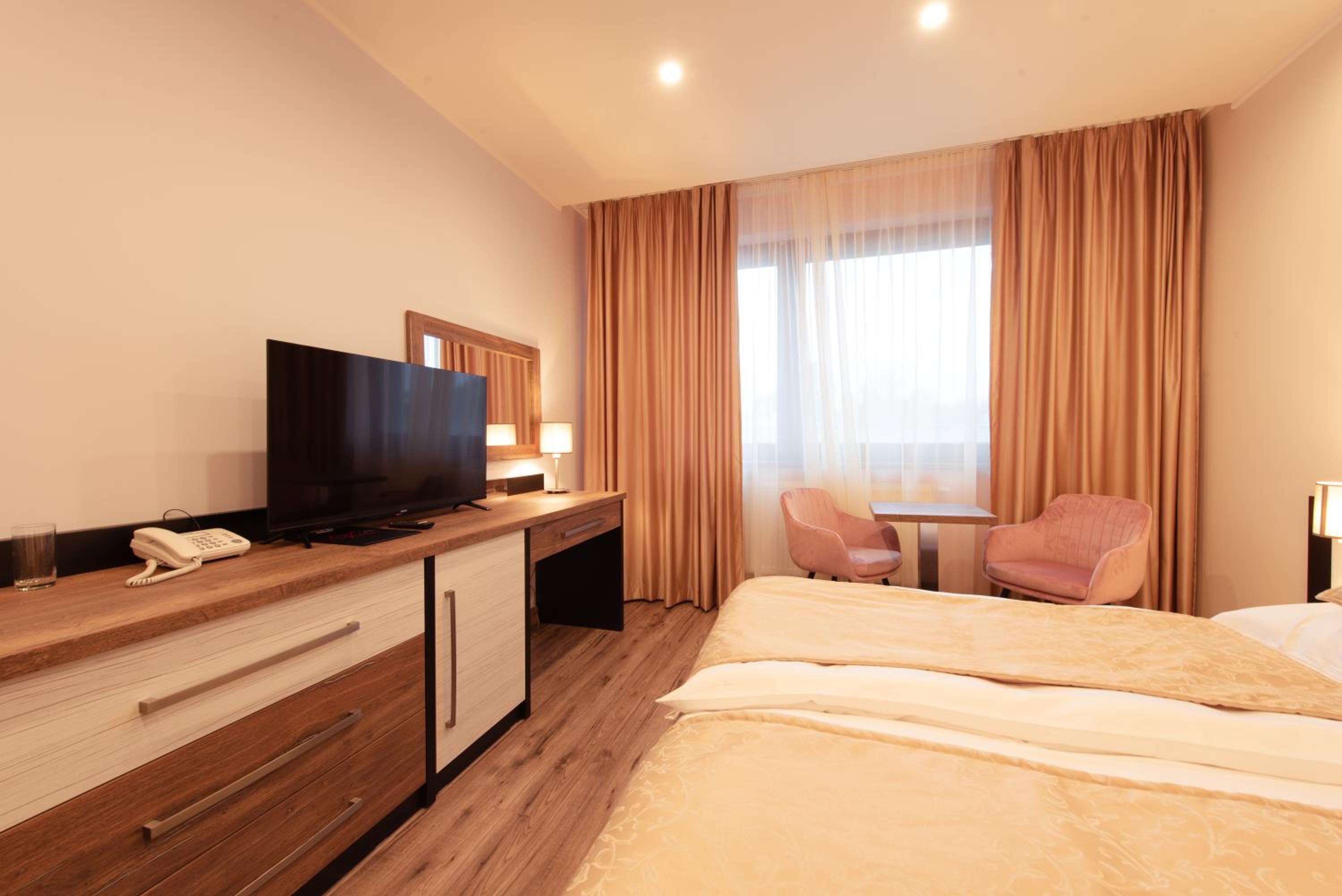 Superior Double Room - Photo 19