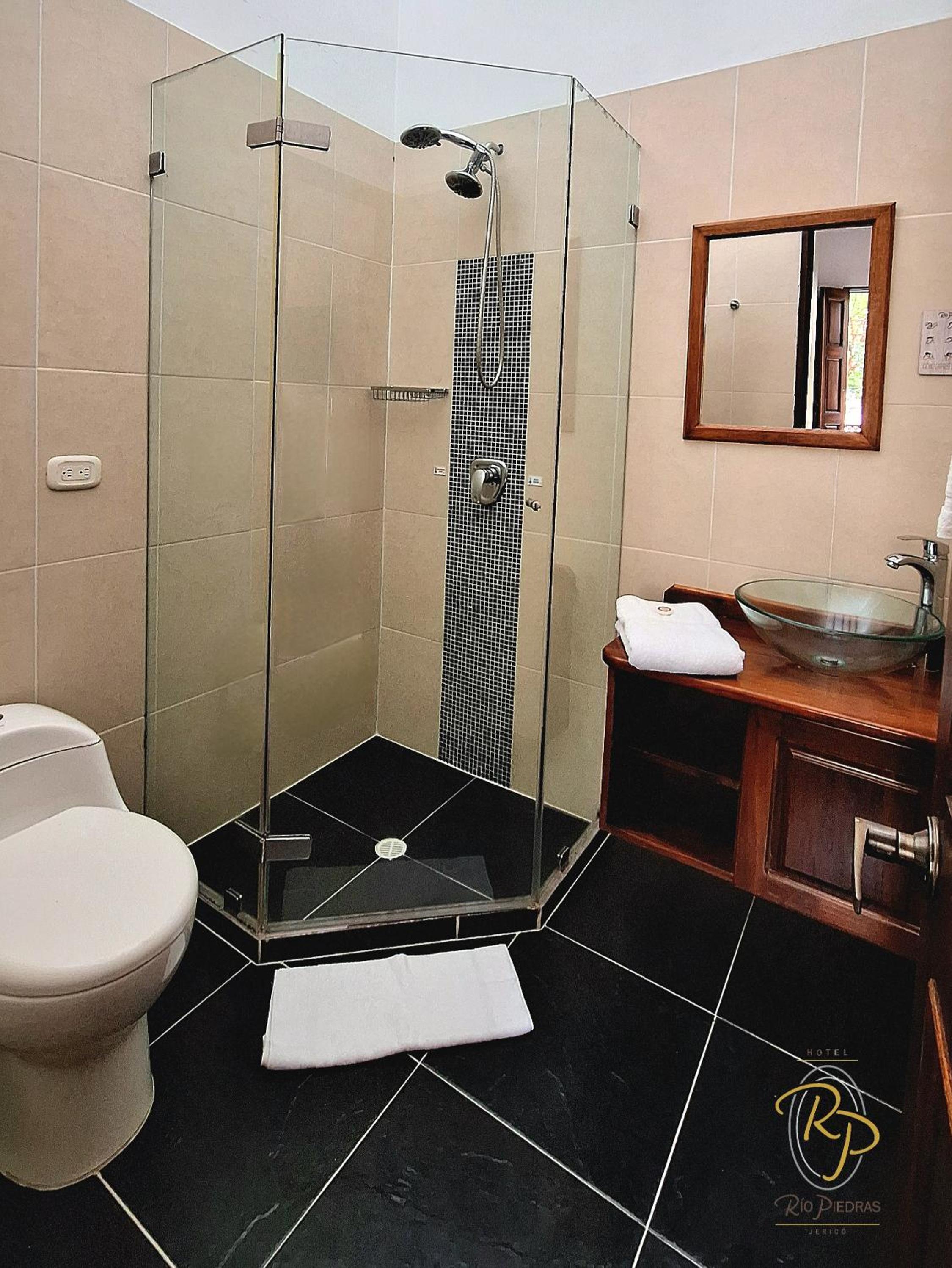 Superior Triple Room photo 2