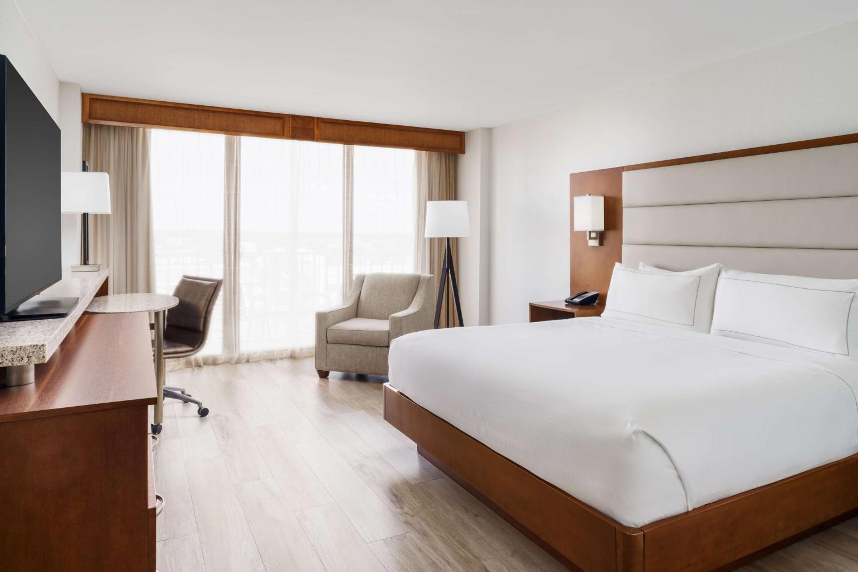 King Room with City View photo 1