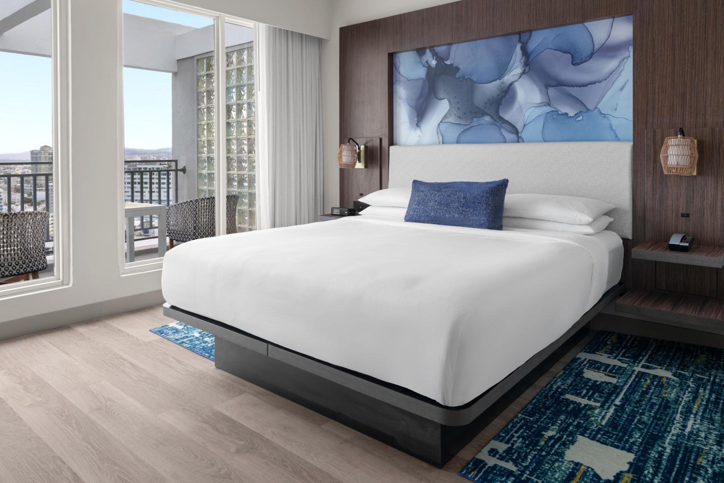 Executive Suite City View, Balcony - Photo 1