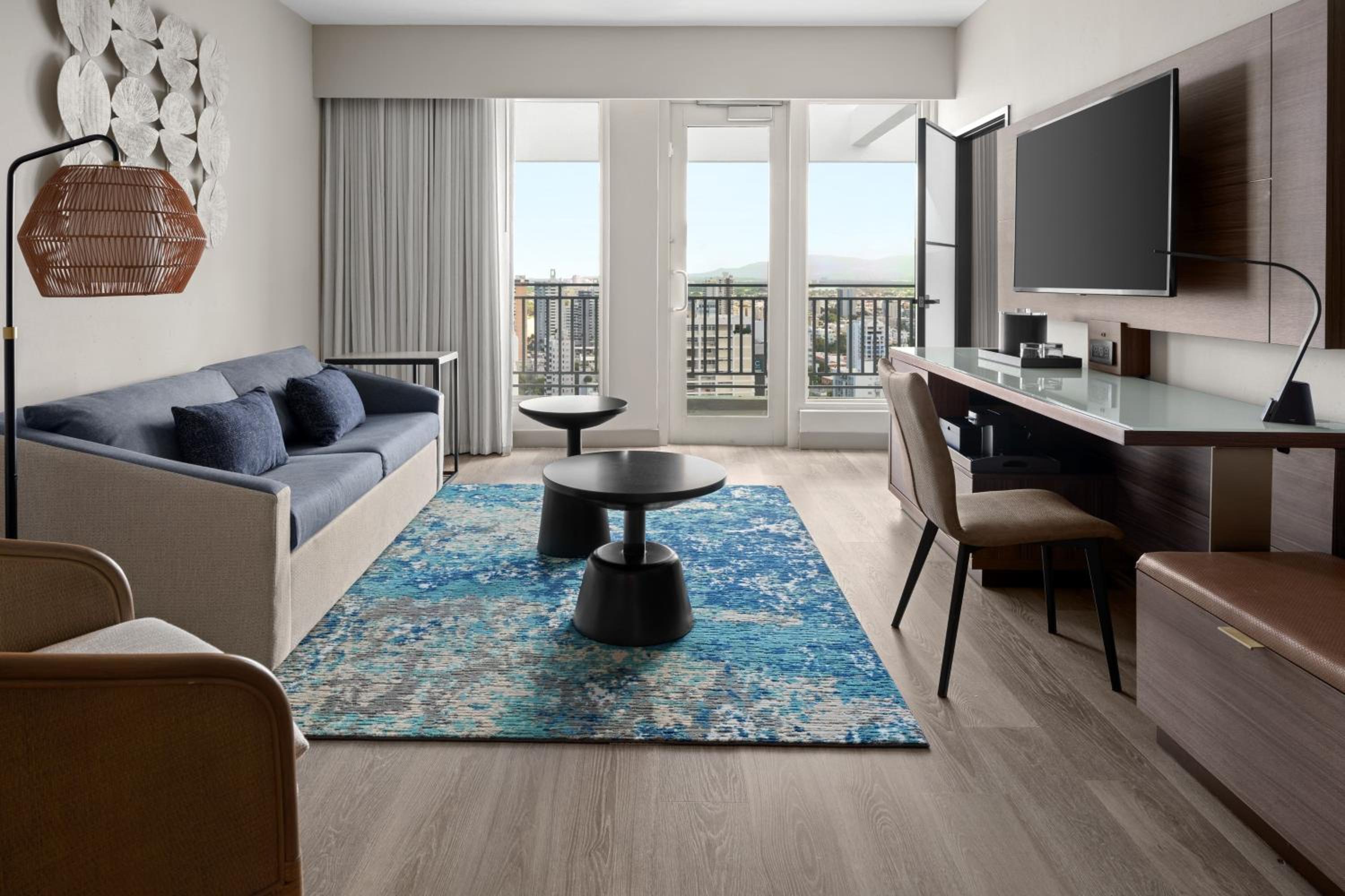 Executive Suite City View, Balcony - Photo 4